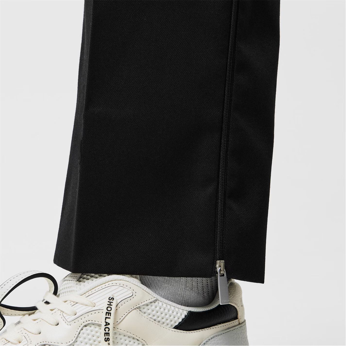 Off-White o1g2r1mq0226 Slim Fit Trousers In Black Size US 32 / EU 48 - 5 Thumbnail
