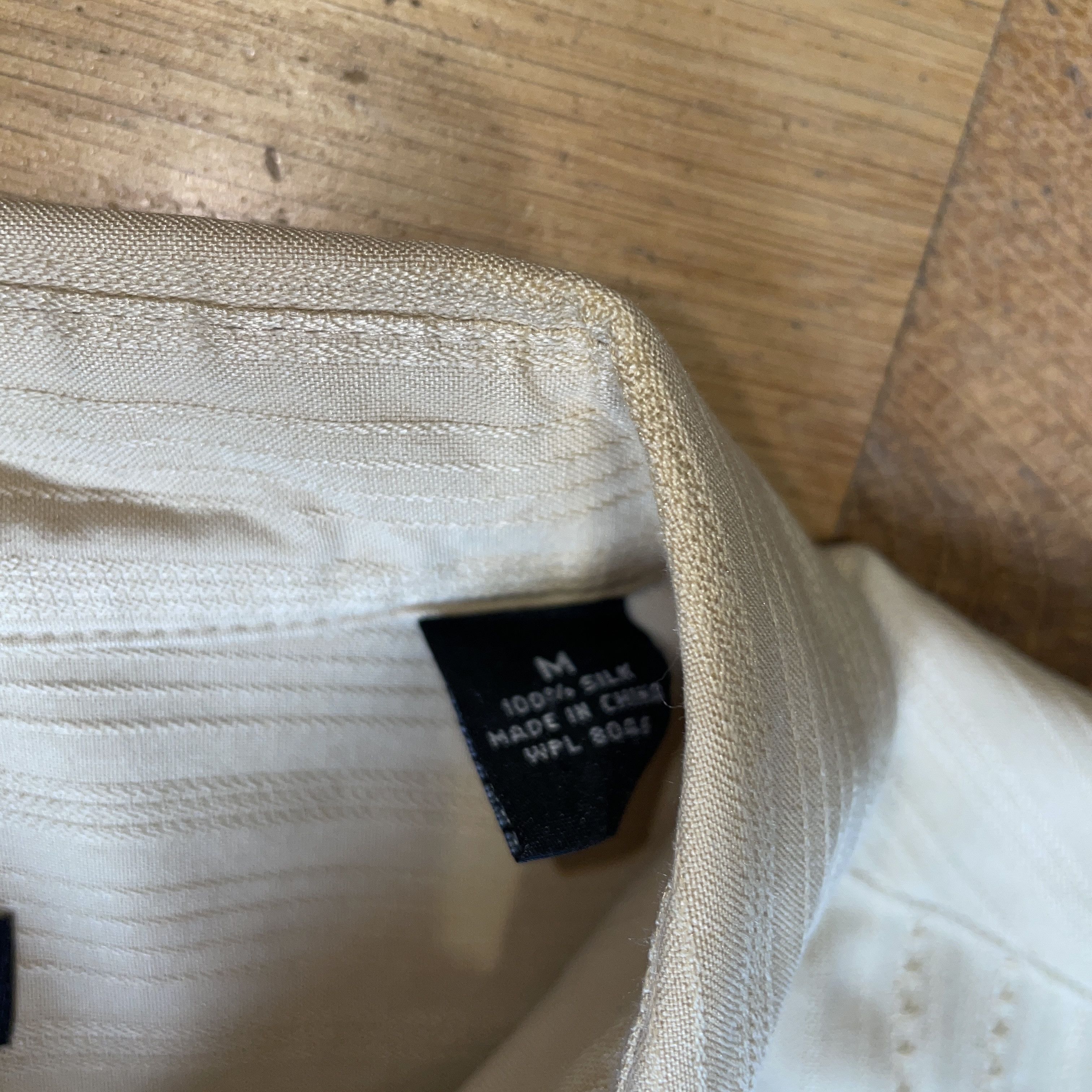 Alfani × Vintage Alfani Men's Fashion Shirt 100% Silk Short Sleeve Size M Size US M / EU 48-50 / 2 - 2 Thumbnail
