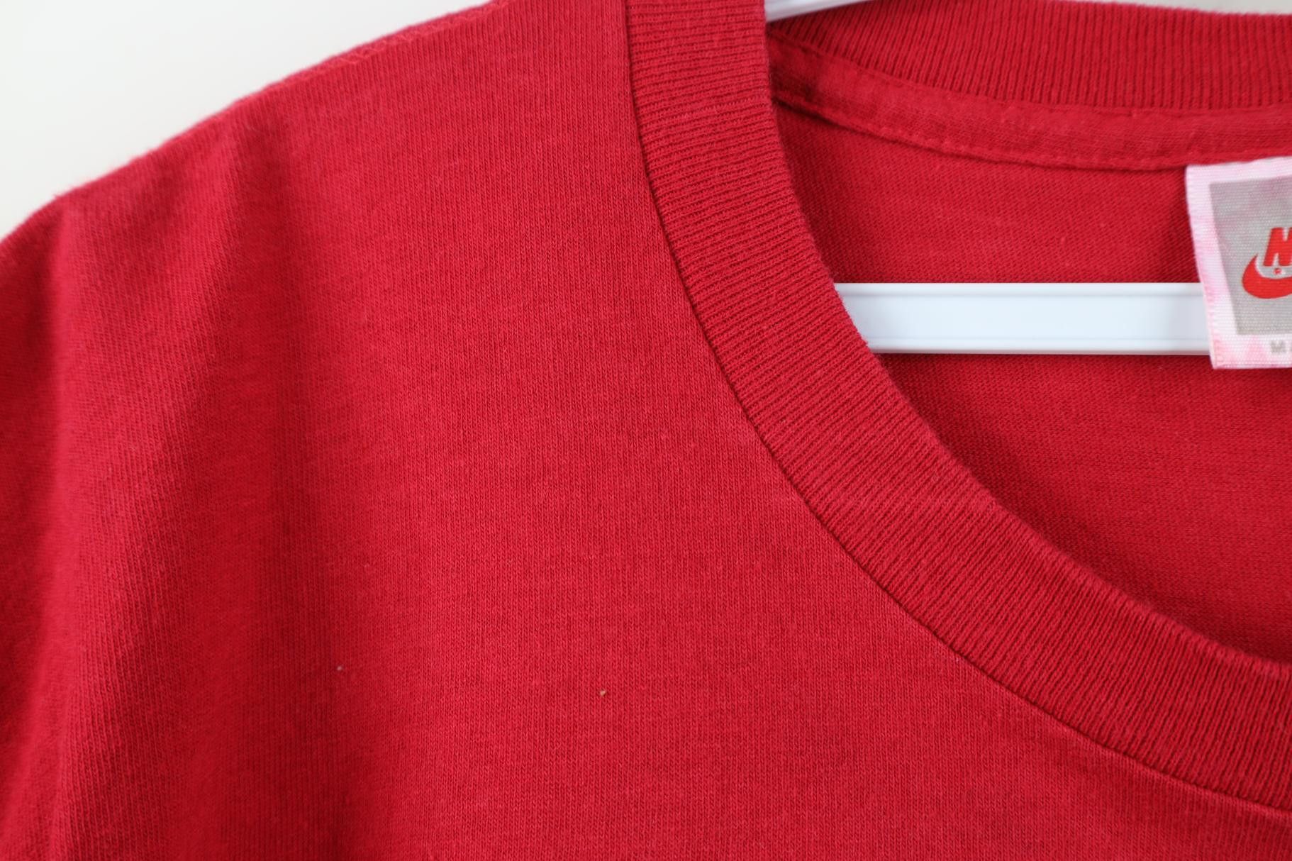Nike Vintage 90s Nike Scott Center Triple Swoosh T-Shirt Red USA Size US L / EU 52-54 / 3 - 6 Thumbnail
