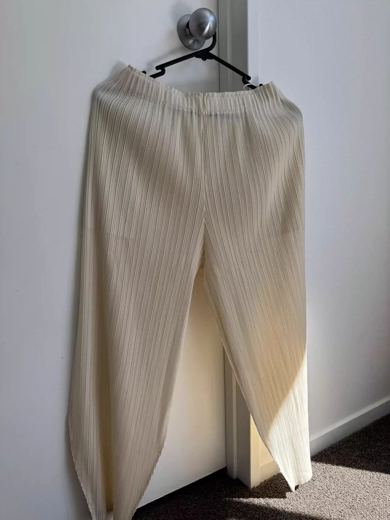 Issey Miyake issey miyake size:3 White pleated pants 2506-Nextarrow Size 42" / US 20 - 2 Thumbnail