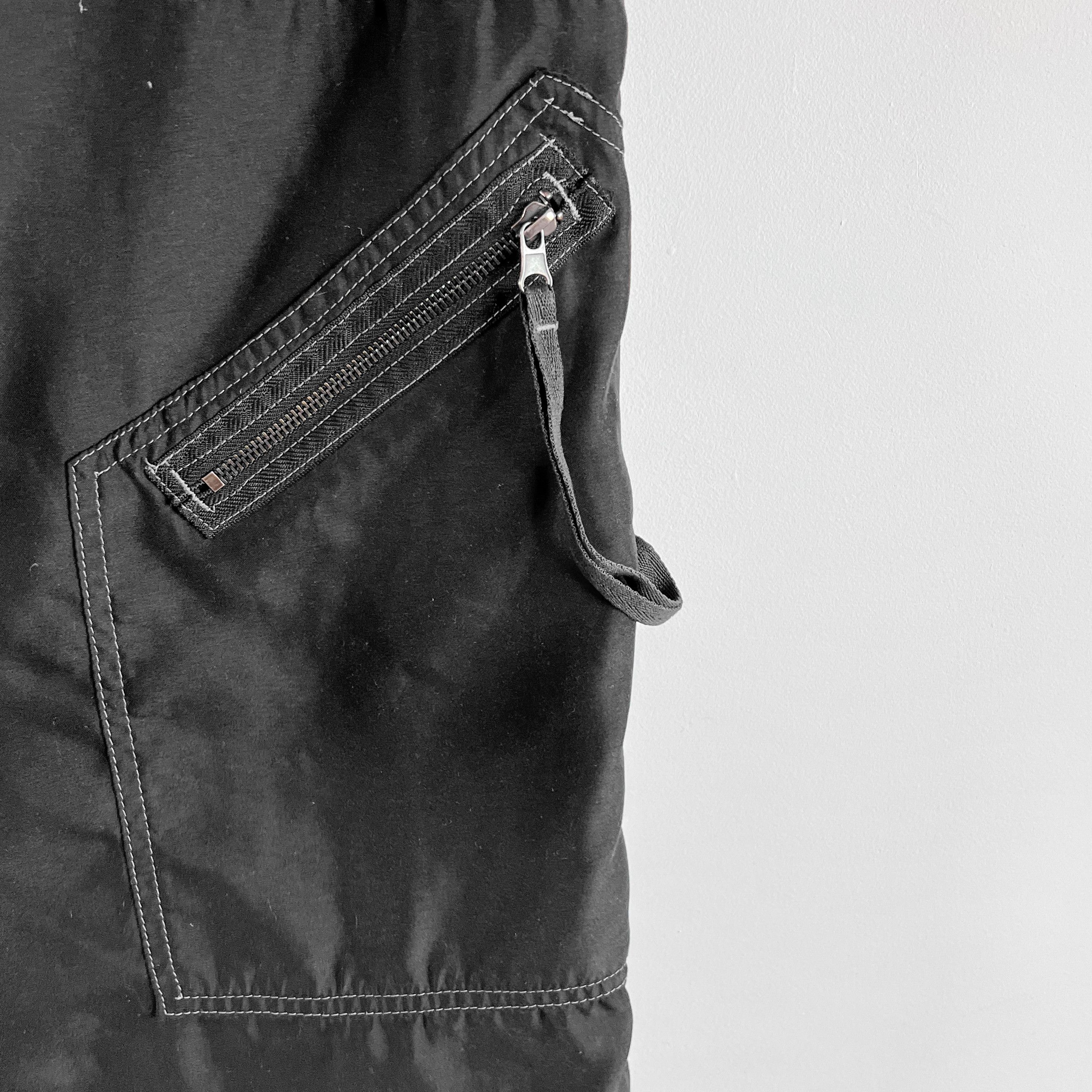 Vintage VTG Bugle Boy Soft Shell Cargo Pants With Camo Fleece Lining Size US 32 / EU 48 - 4 Thumbnail