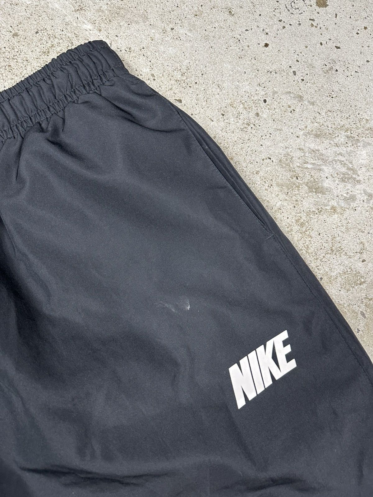 Nike Vintage Y2K Nike Black Baggy Track Pants Swoosh Spell Out Size US 36 / EU 52 - 8 Thumbnail