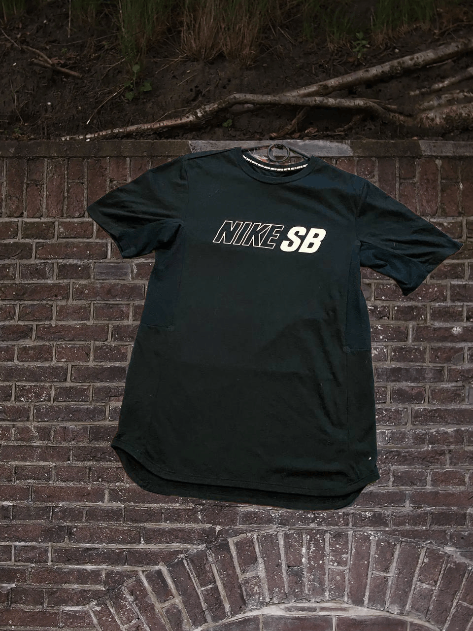 Nike SB Y2K T-shirt Nike SB big logo black Vintage Size US S / EU 44-46 / 1 - 1 Thumbnail