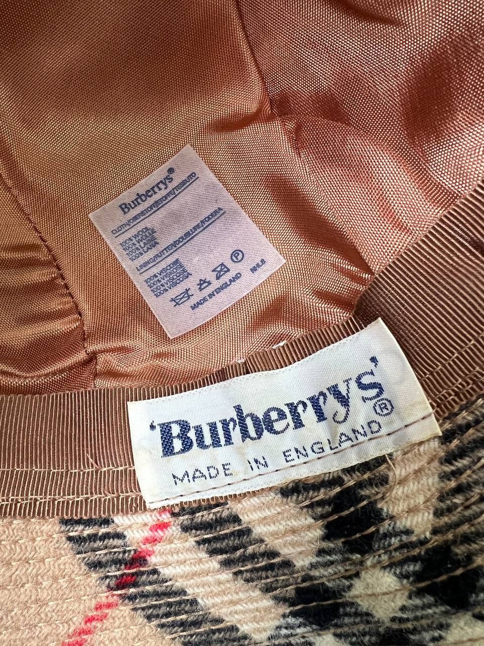 Burberry Burberrys Vintage Nova Check Wool Hat with a feather Size ONE SIZE - 9 Thumbnail