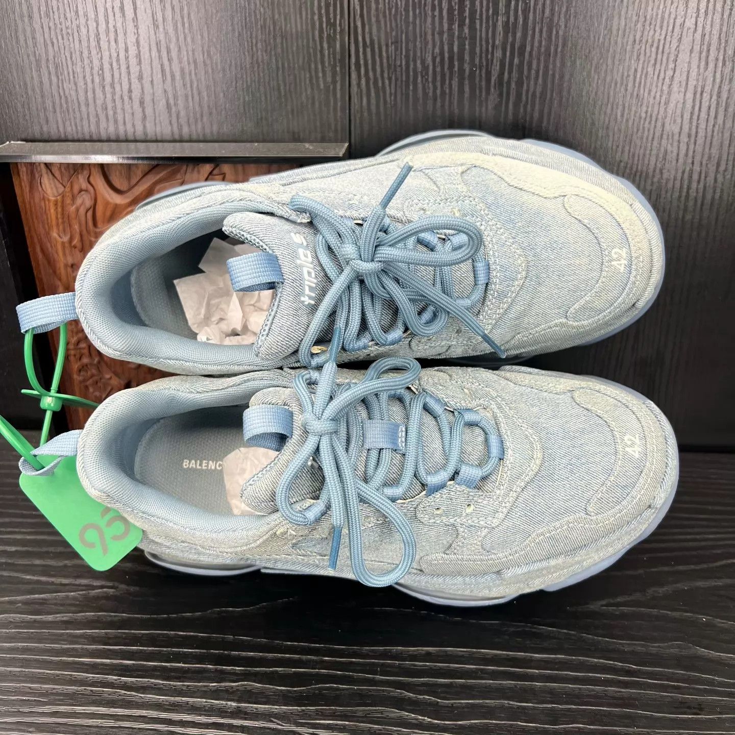 Balenciaga Balenciaga Triples Washed Denim 42 Original Box Worn 2x Size US 9 / EU 42 - 8 Thumbnail