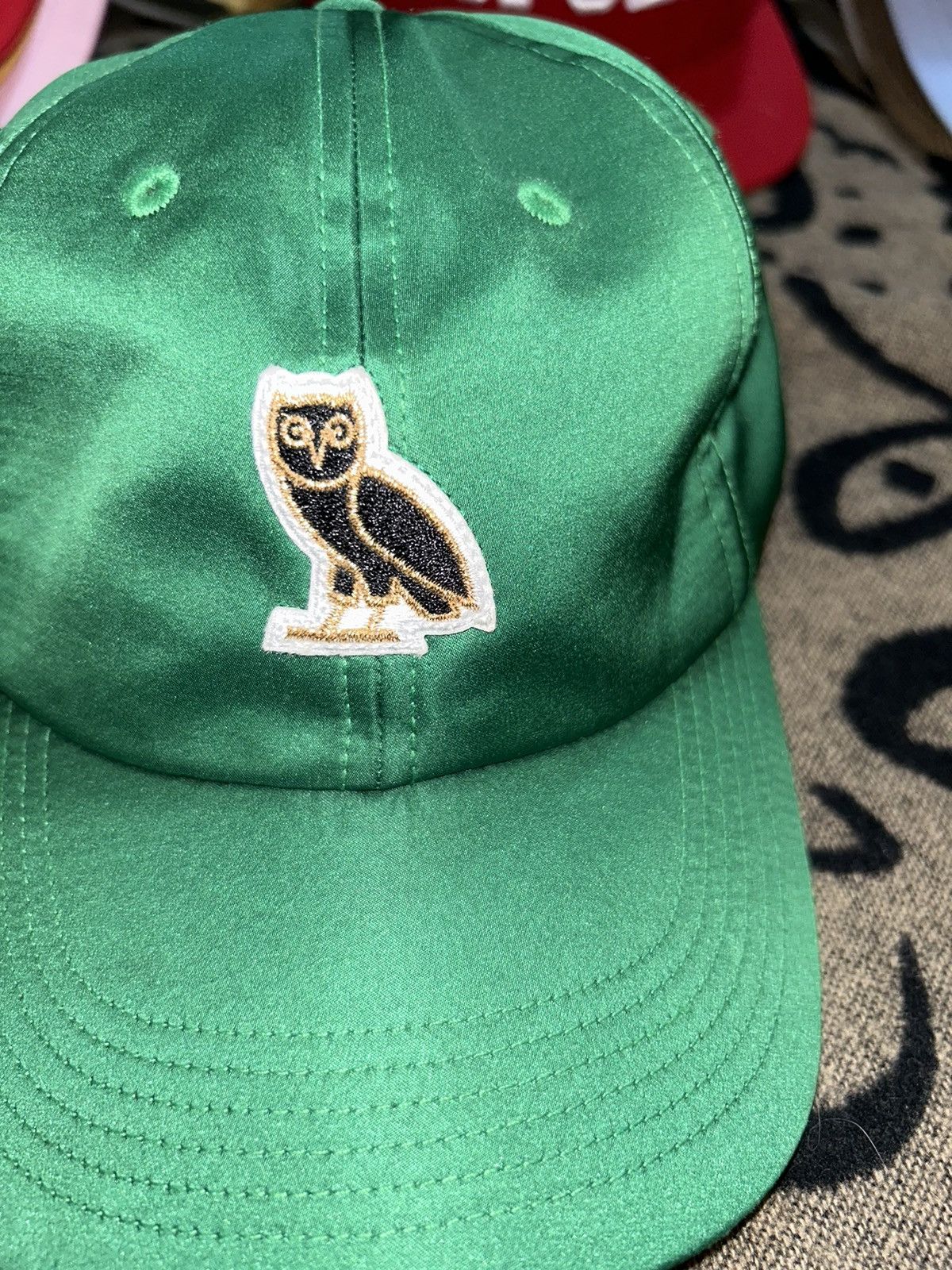 October's Very Own 2017 Owl Patch Satin Hat Size ONE SIZE - 2 Thumbnail
