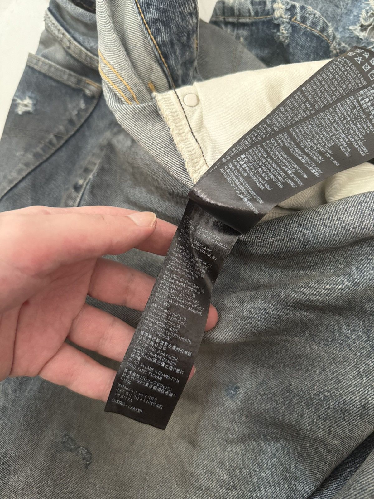 Balenciaga *RARE* Balenciaga SS23 Mud Oil Spilled Denim Baggy Version Size US 36 / EU 52 - 13 Thumbnail