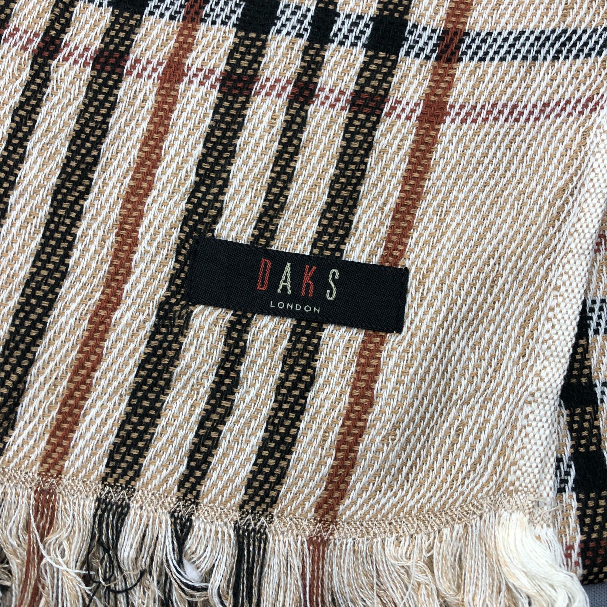DAKS Vintage DAKS London Scarf Plain Muffler Wool Winter Scarves Size ONE SIZE - 4 Thumbnail