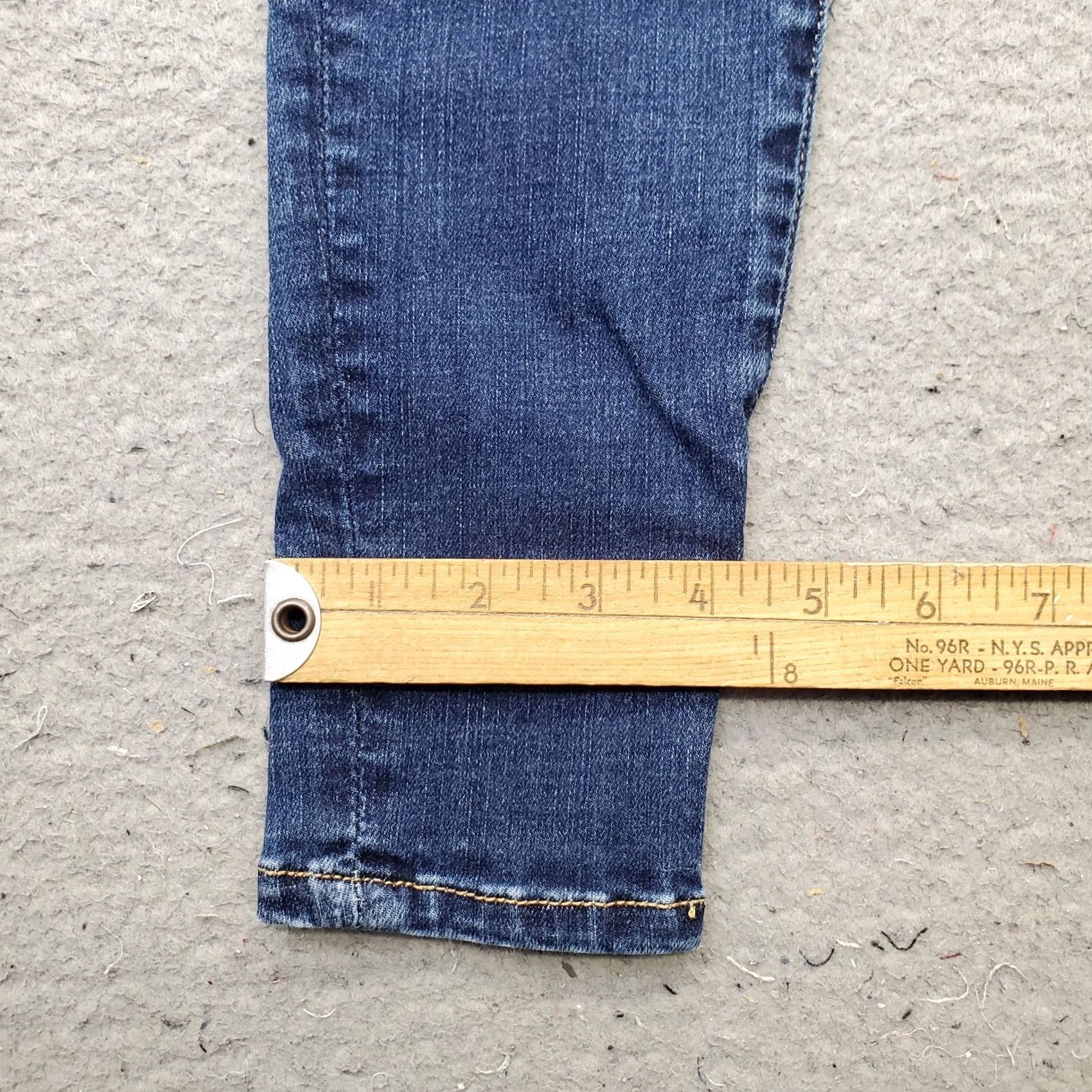 American Eagle Outfitters American Eagle Outfitters Jeans Womens 2S Blue Denim Whiskered High Waist Streetwear Grunge Jeans 2S Womens Blue Denim Streetwear Grunge XS? Size 26" / US 2 / IT 38 - 5 Thumbnail
