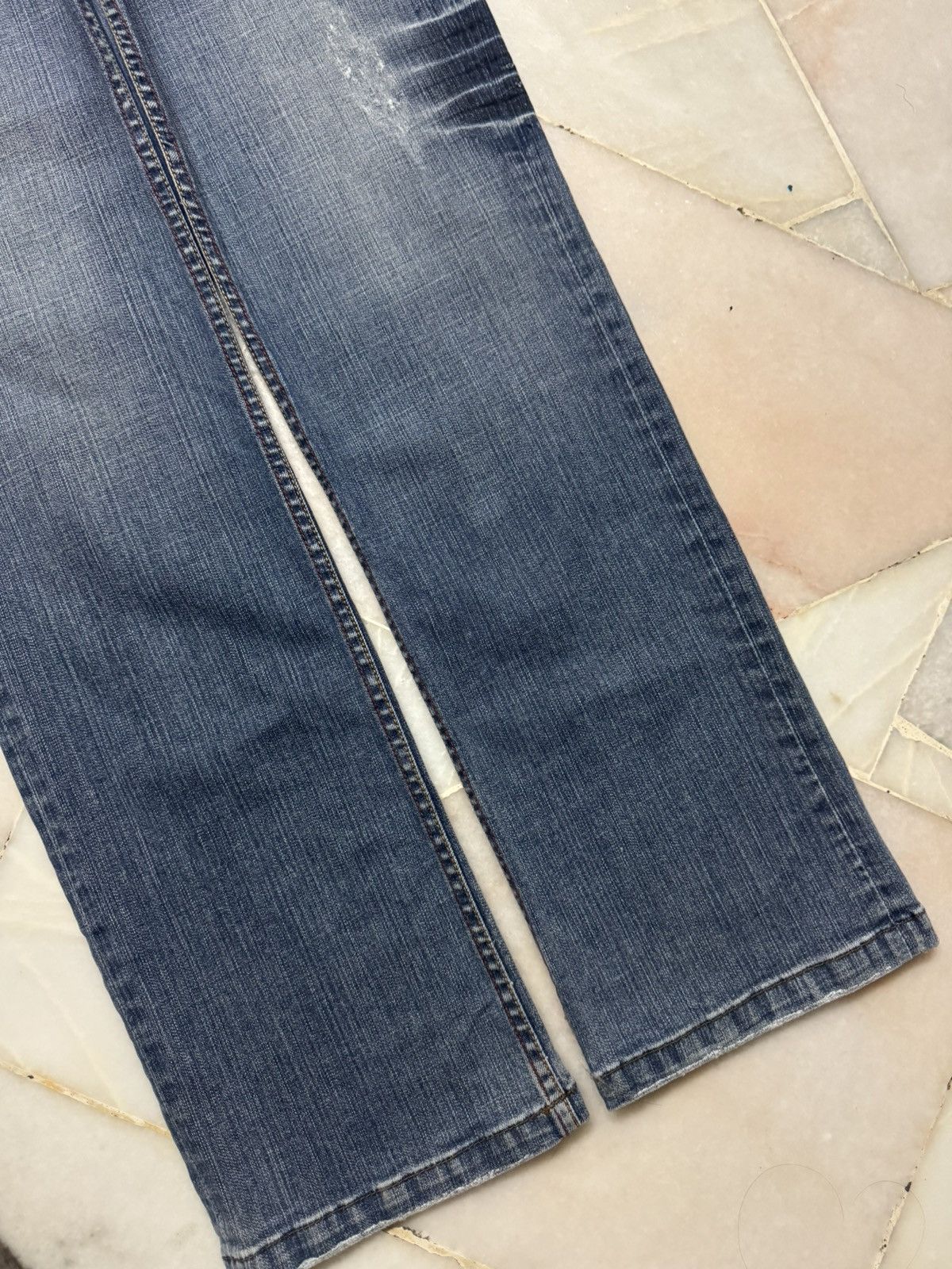 Armani Exchange 💥FLARED💥90s ARMANI EXCHANGE CLAWMARK SICK JEANS DISTRESS Size US 30 / EU 46 - 6 Thumbnail