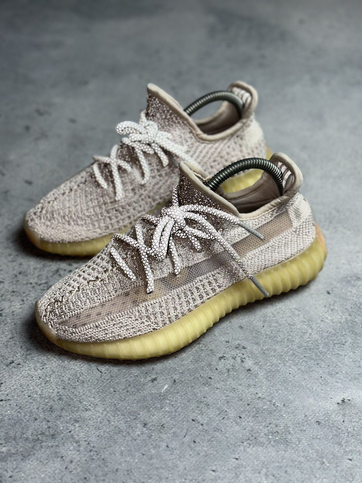 Yeezy Adidas Yeezy Boost 350 V2 Synth Reflective Size US 5.5 / IT 35.5 - 3 Thumbnail
