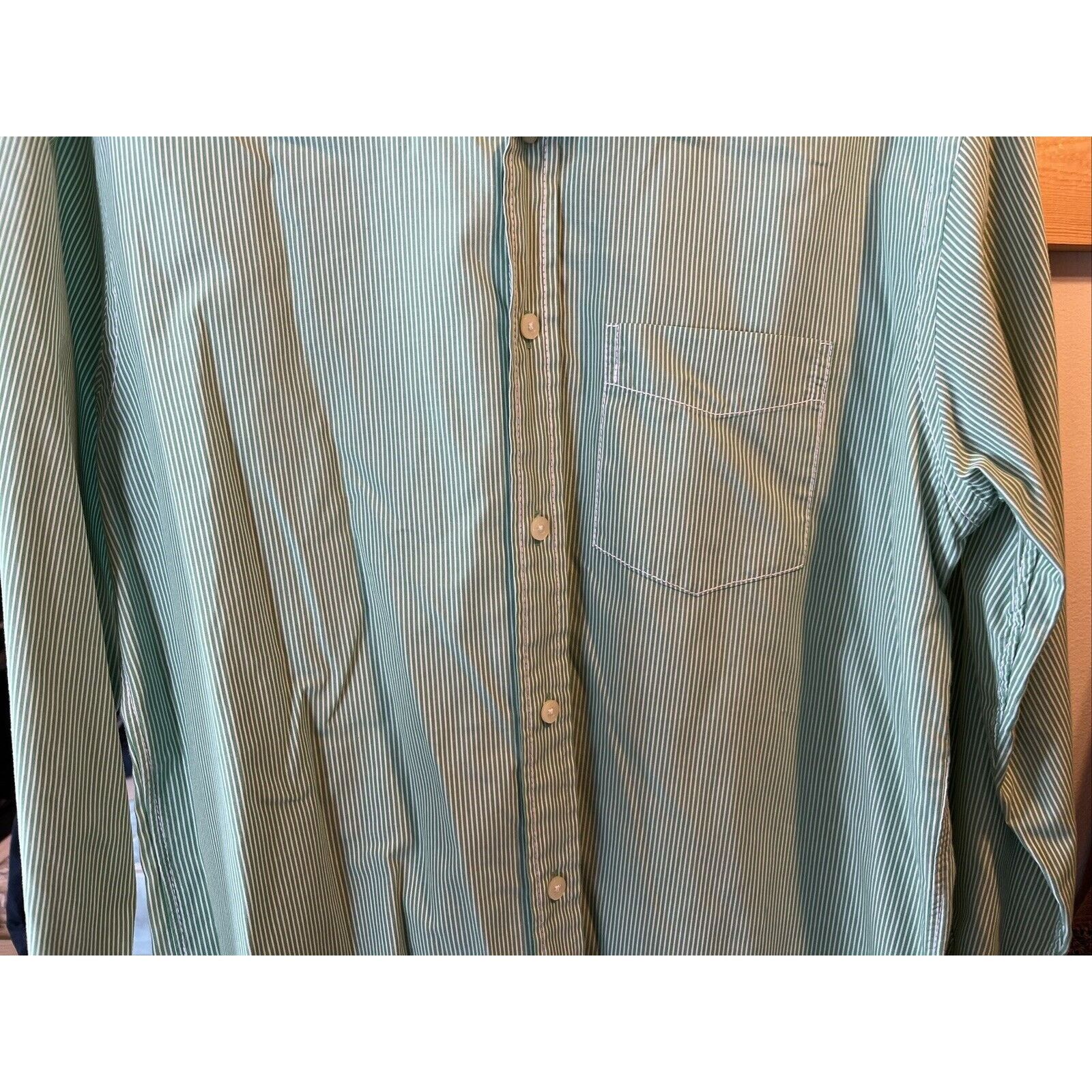 Tommy Hilfiger Tommy Hilfiger Men’s S Green Striped Trim Fit cotton Shirt Size US S / EU 44-46 / 1 - 7 Thumbnail