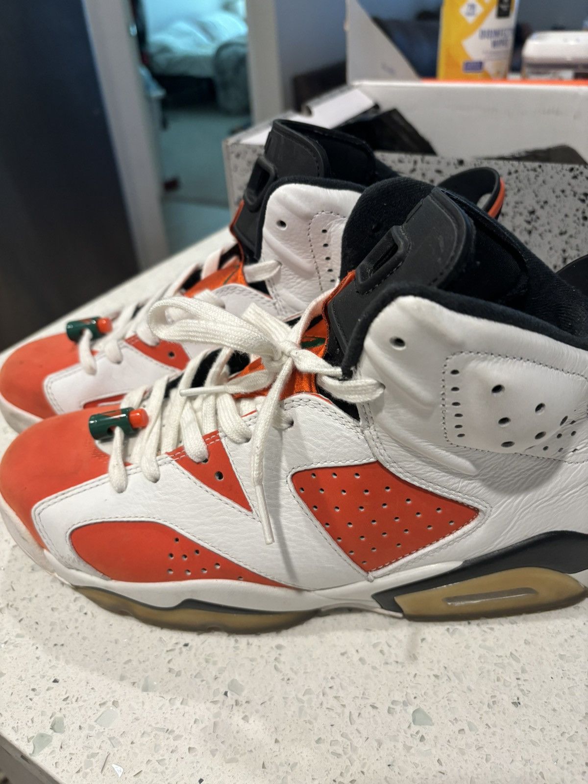 Jordan Brand × Nike Jordan 6 Gatorade Orange Size US 10 / EU 43 - 3 Thumbnail