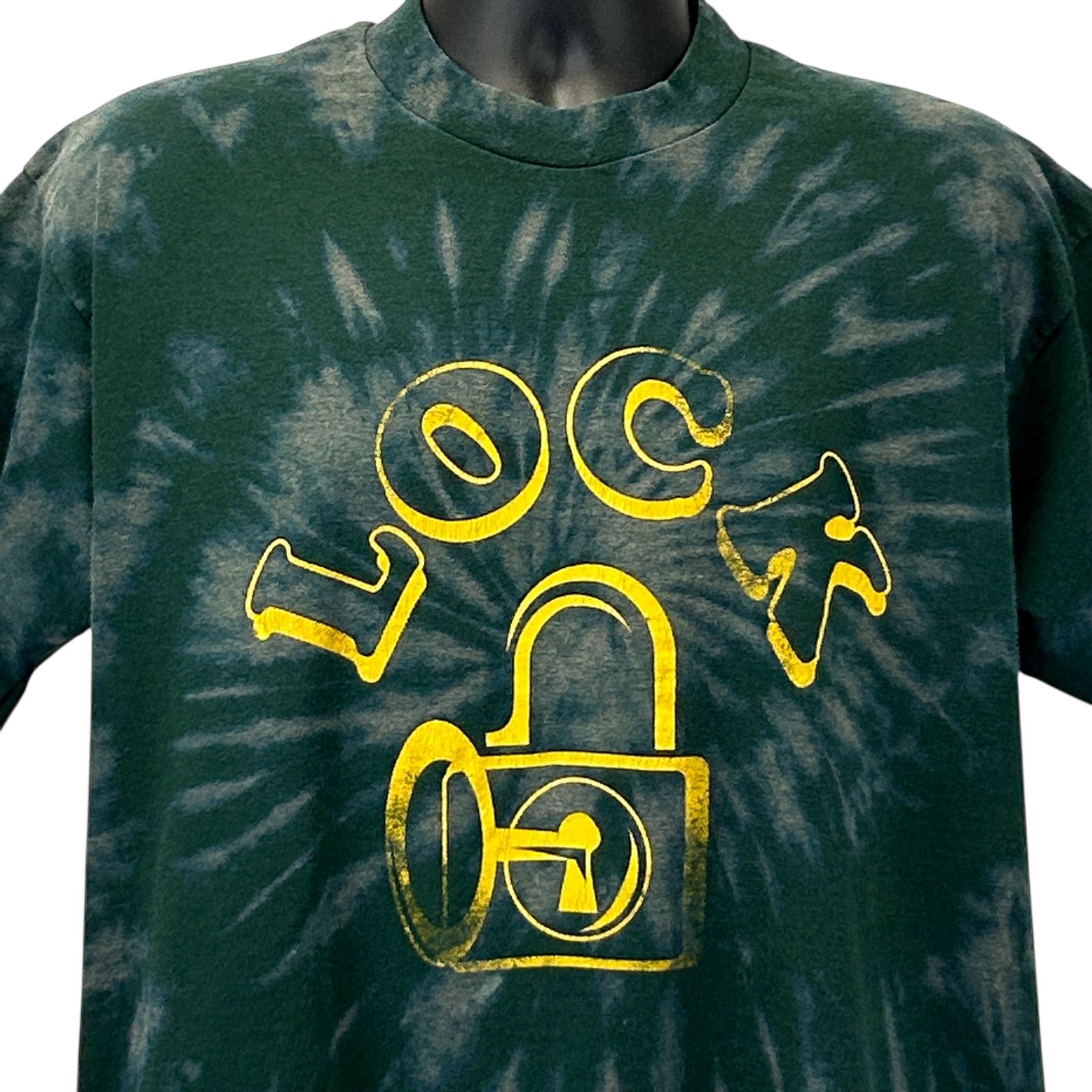 Fruit Of The Loom Vintage 90s Lock Key and Padlock T Shirt XL X-Large Size US XL / EU 56 / 4 - 1 Thumbnail