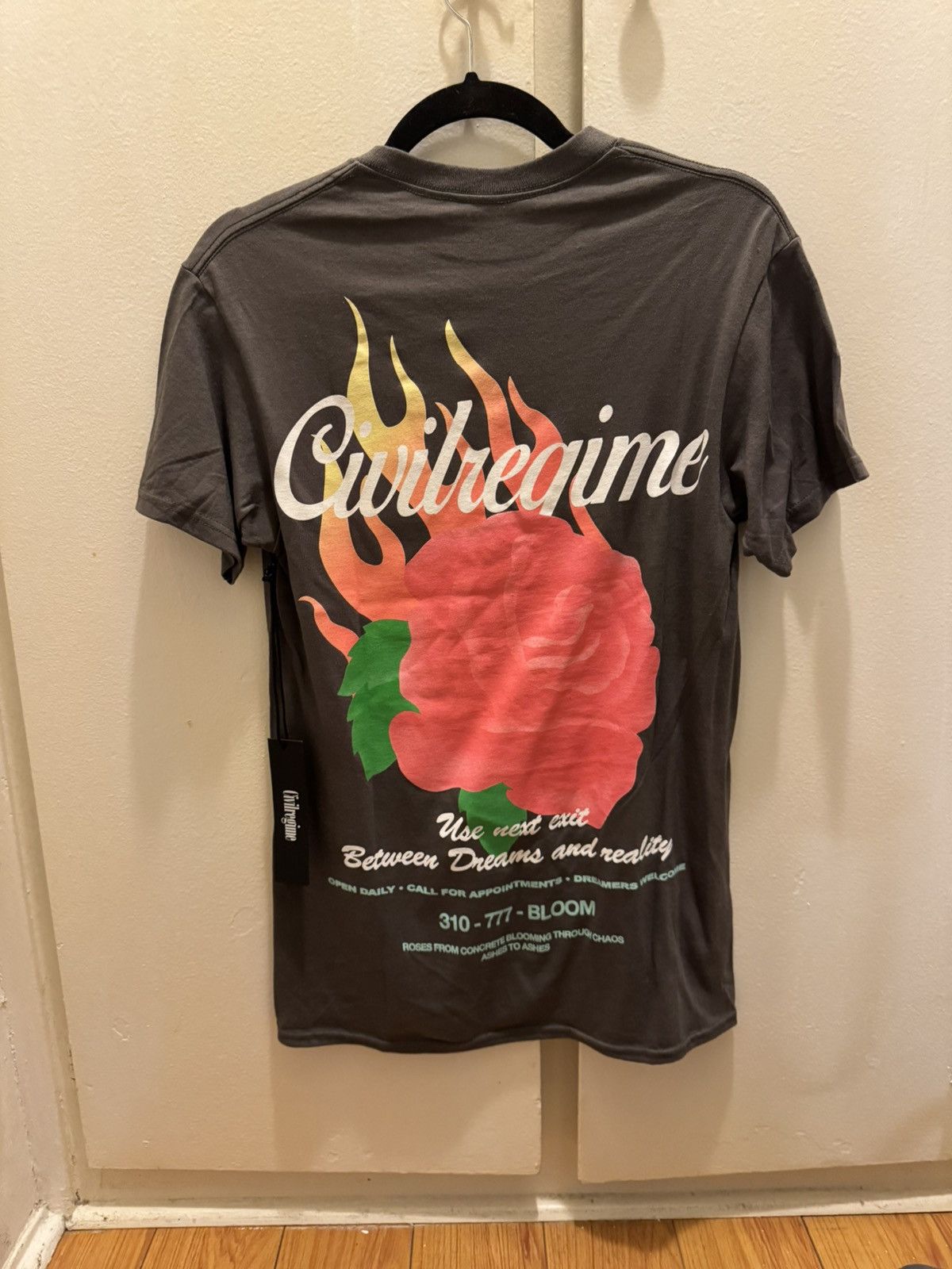Civil Regime Civil Regime T-shirt Size US S / EU 44-46 / 1 - 2 Thumbnail