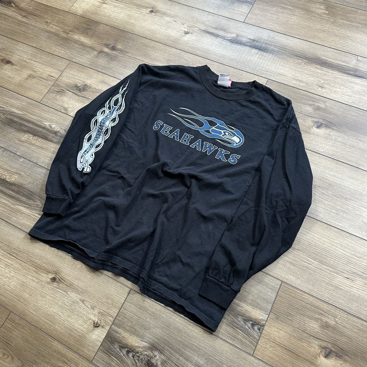 NFL Vintage 2000s Y2K Seattle Seahawks NFL Flame Hit Tee Size US XXL / EU 58 / 5 - 3 Thumbnail
