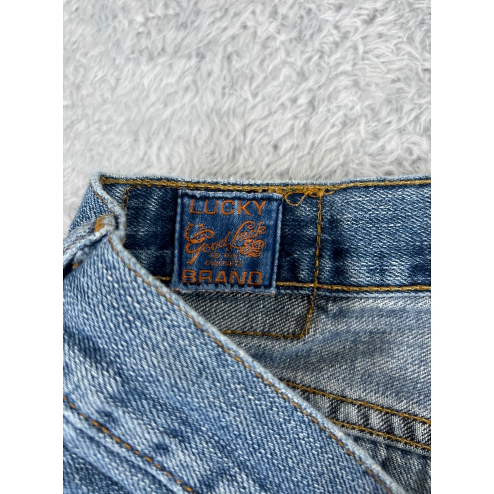 Lucky Brand Lucky Brand Jeans Mens 34 Blue Denim 100% Cotton Classic Relaxed Straight 5-Pocket Design Zip Closure Regular Size 33x27 Men's Jeans Blue Denim Size US 34 / EU 50 - 7 Thumbnail