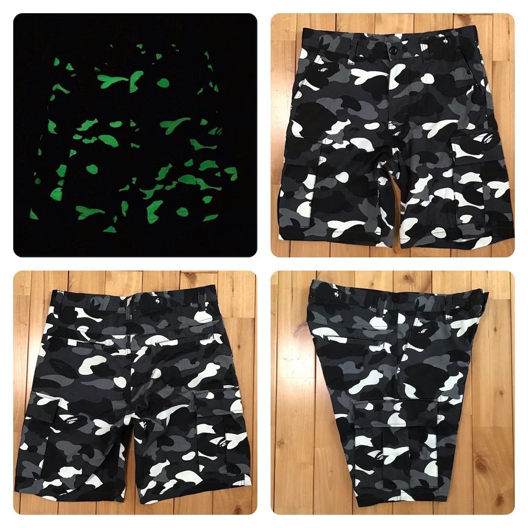 Bape 💫Glow in the dark💫 BAPE city camo cargo shorts APE ★size M Size US 32 / EU 48 - 1 Thumbnail