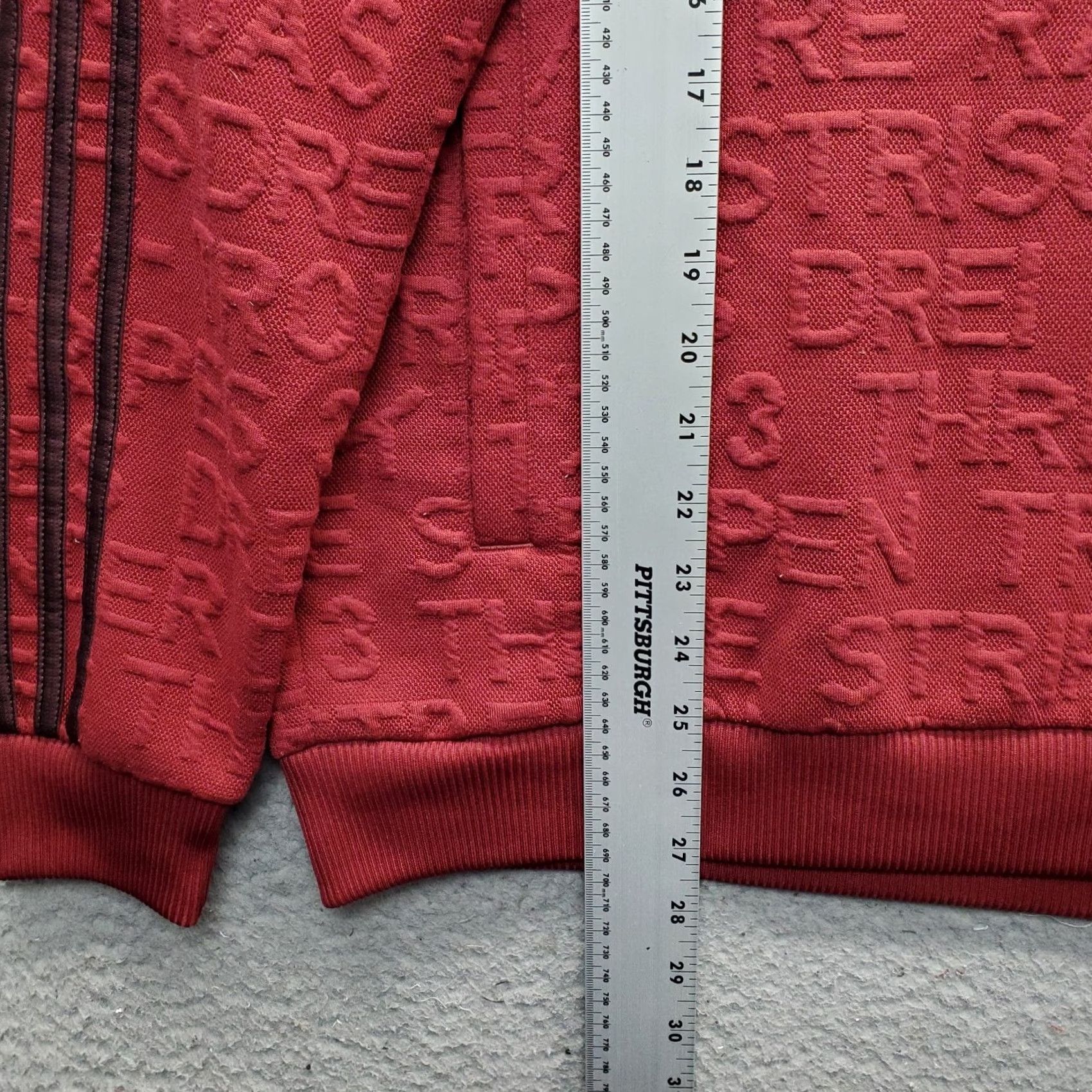 Adidas Adidas Hoodie Mens M Dark Red Embossed 3 Stripes Long Sleeve Pullover Shirt Womens? Size US M / EU 48-50 / 2 - 3 Thumbnail