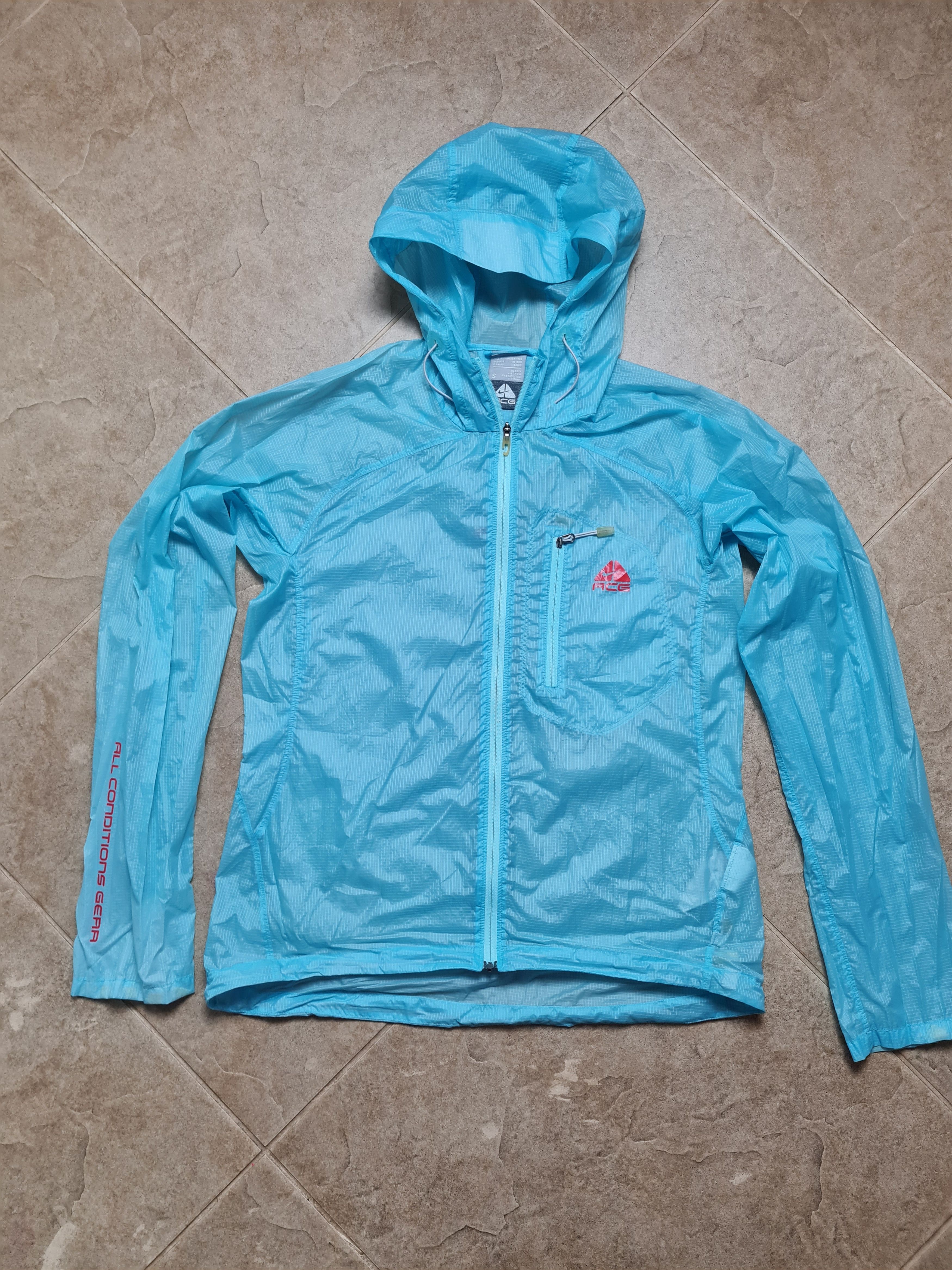 Nike ACG Nike ACG Women’s Ultra Light Windrunner Jacket Blue Size S / US 4 / IT 40 - 18 Thumbnail
