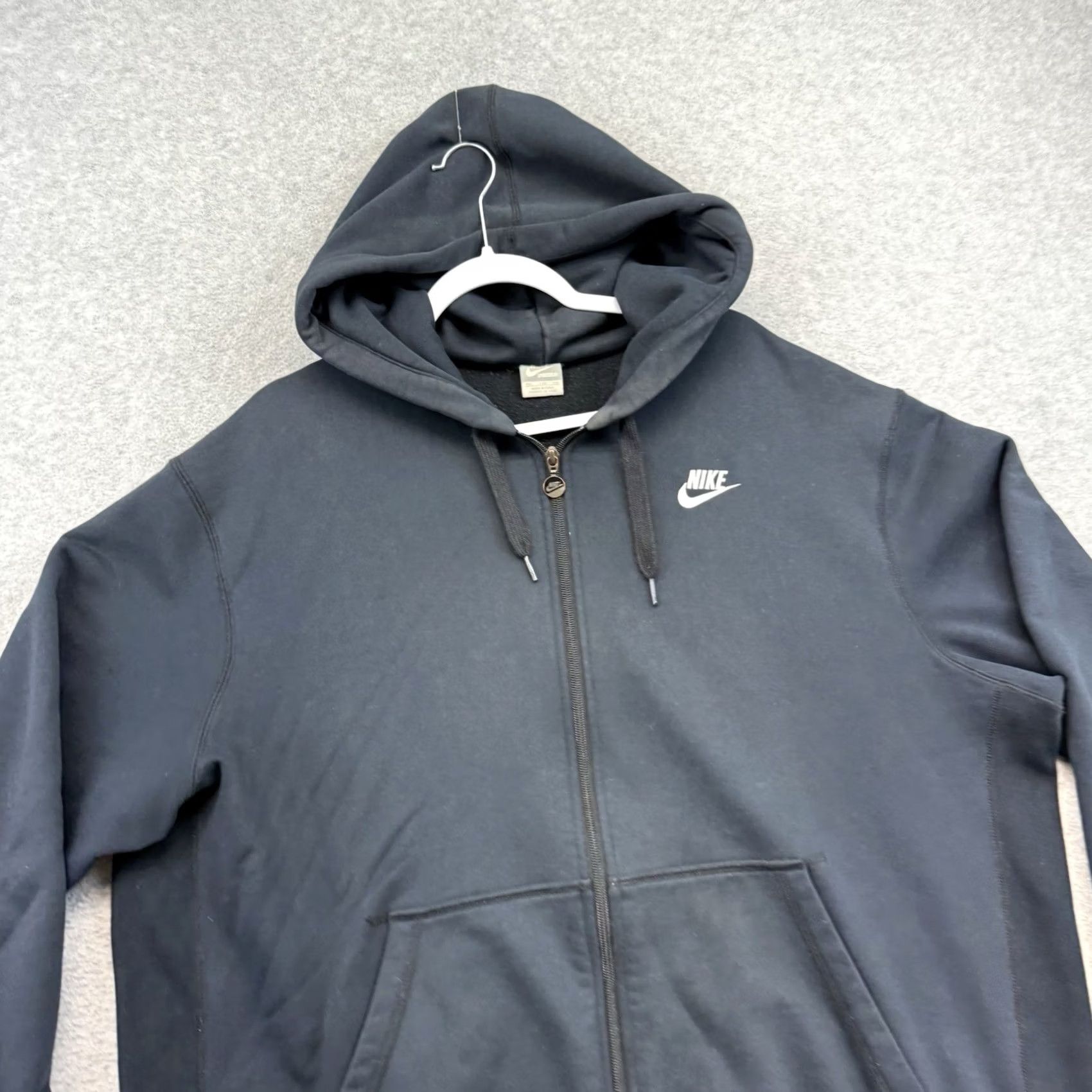 Nike VINTAGE Nike Full Zip Hoodie Black Silver Tag Embroidered XXL Hoodie Men Size US XXL / EU 58 / 5 - 2 Thumbnail