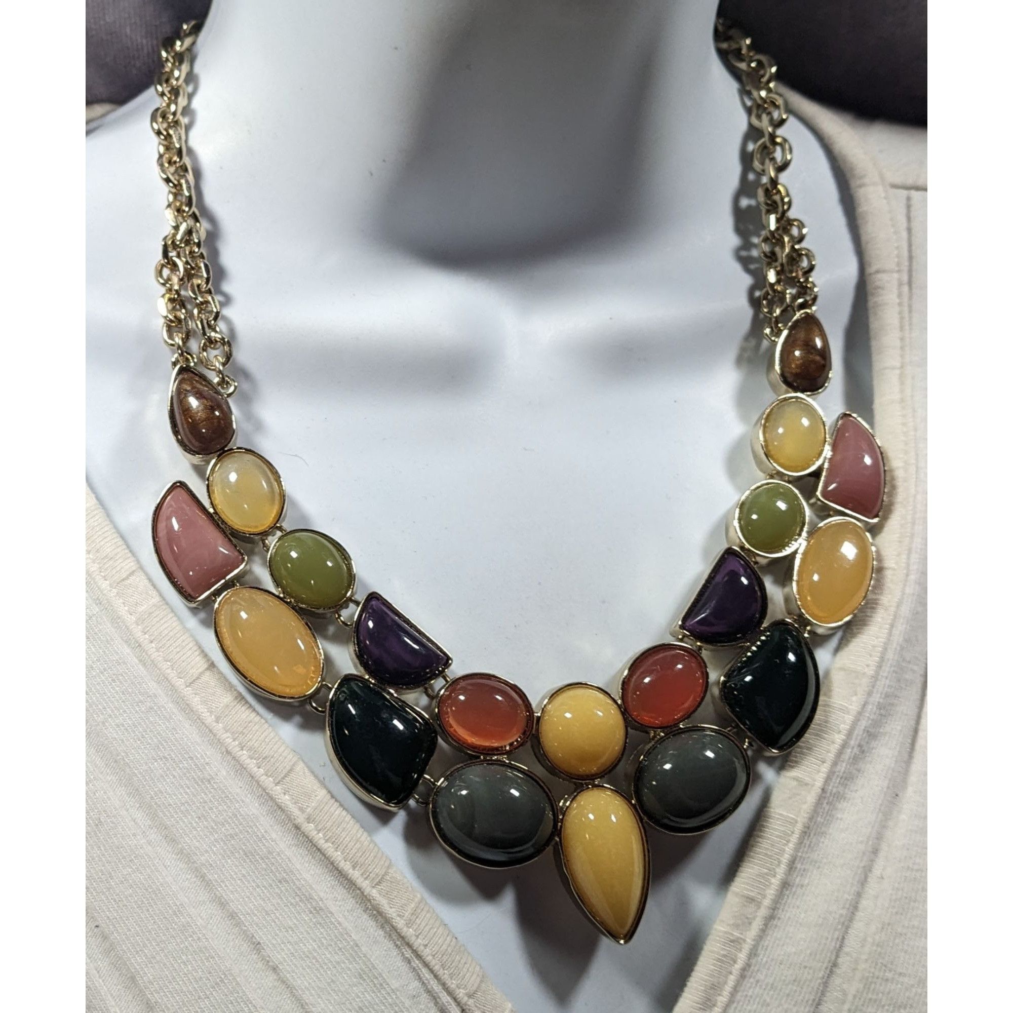 Other Vintage Loft Rainbow Jelly Glass Gemmed Bib Necklace Size ONE SIZE - 7 Thumbnail