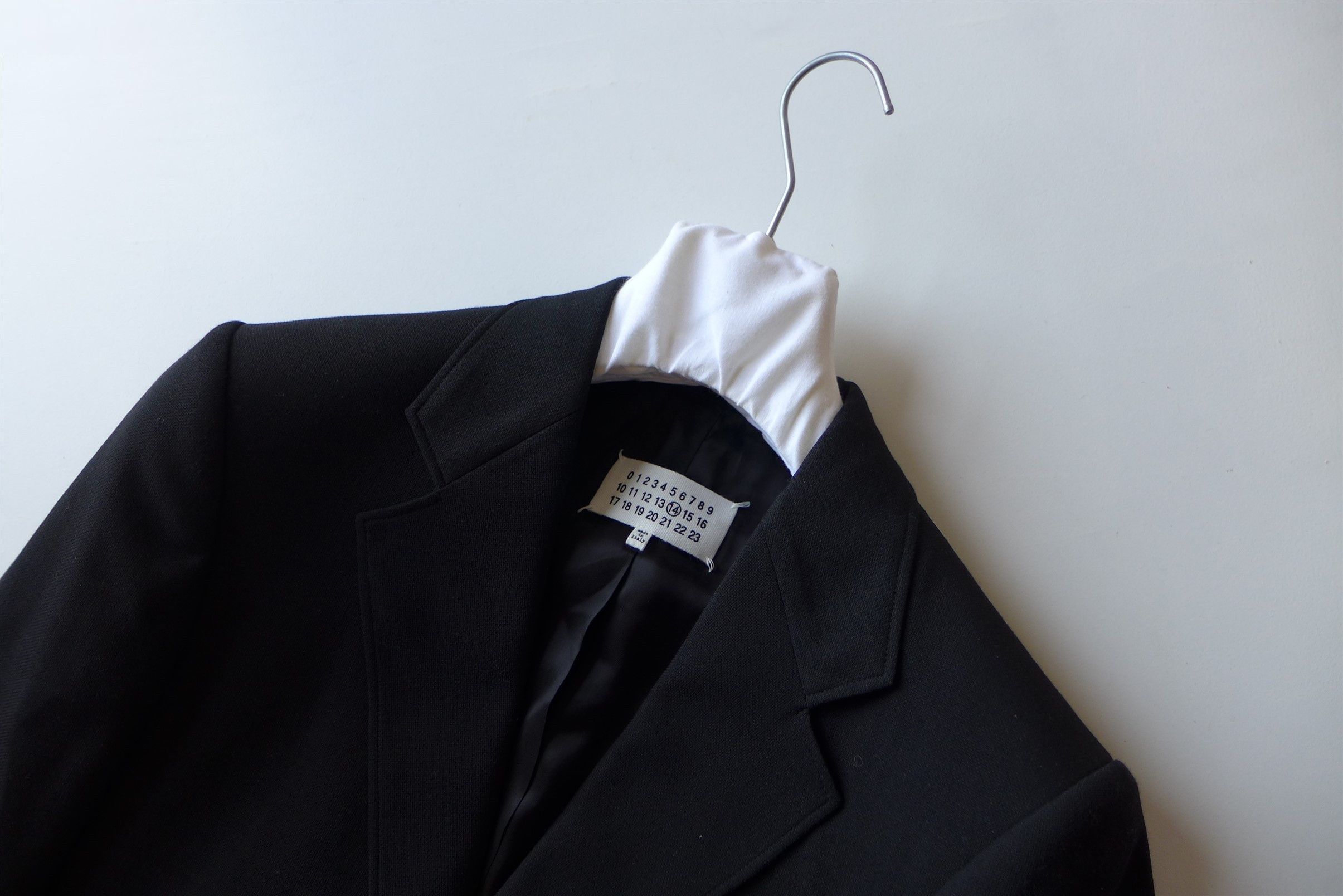 Maison Margiela Margiela FW17 Classic Blazer - Black Wool Size US S / EU 44-46 / 1 - 9 Thumbnail