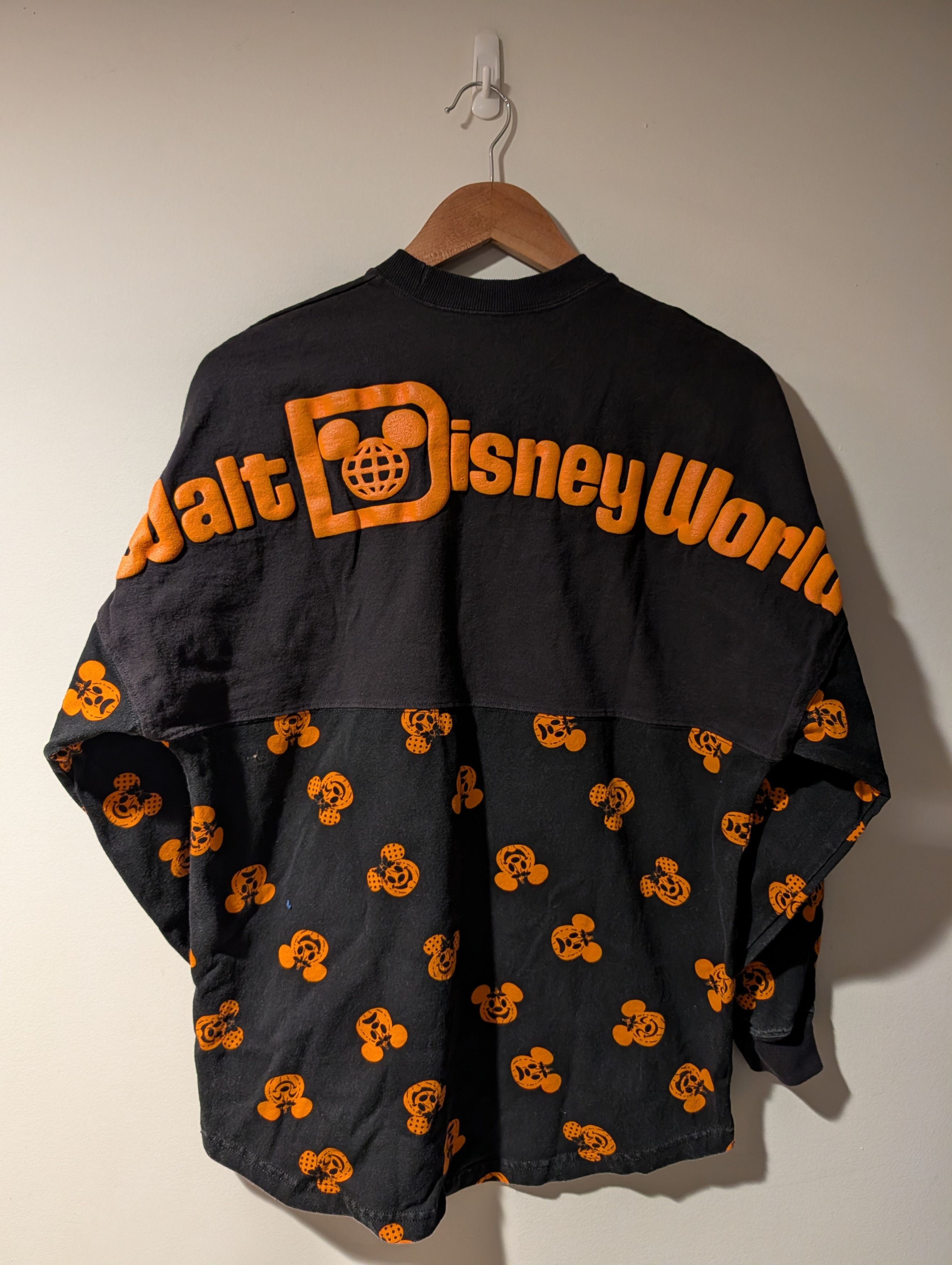 Disney Walt Disney World Halloween Adult 2021 Pumpkin Spirit Jersey Size US S / EU 44-46 / 1 - 1 Thumbnail