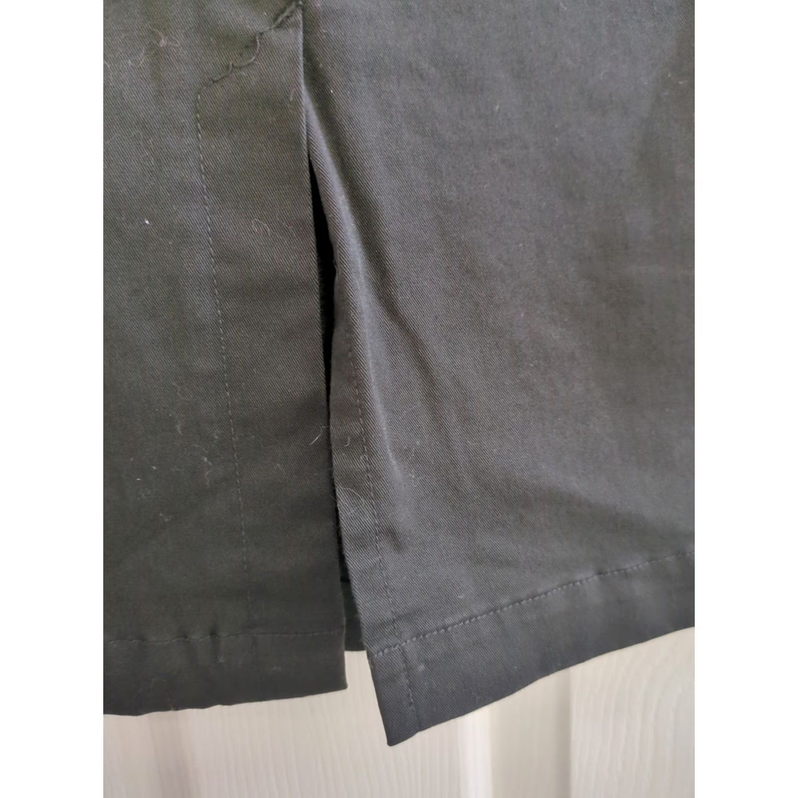 Dockers DOCKERS Skirt Women 12 Black Midi Slit Pockets Casual Workwear Regular Size 12 Womens Size 34" / US 12 / IT 48 - 4 Thumbnail