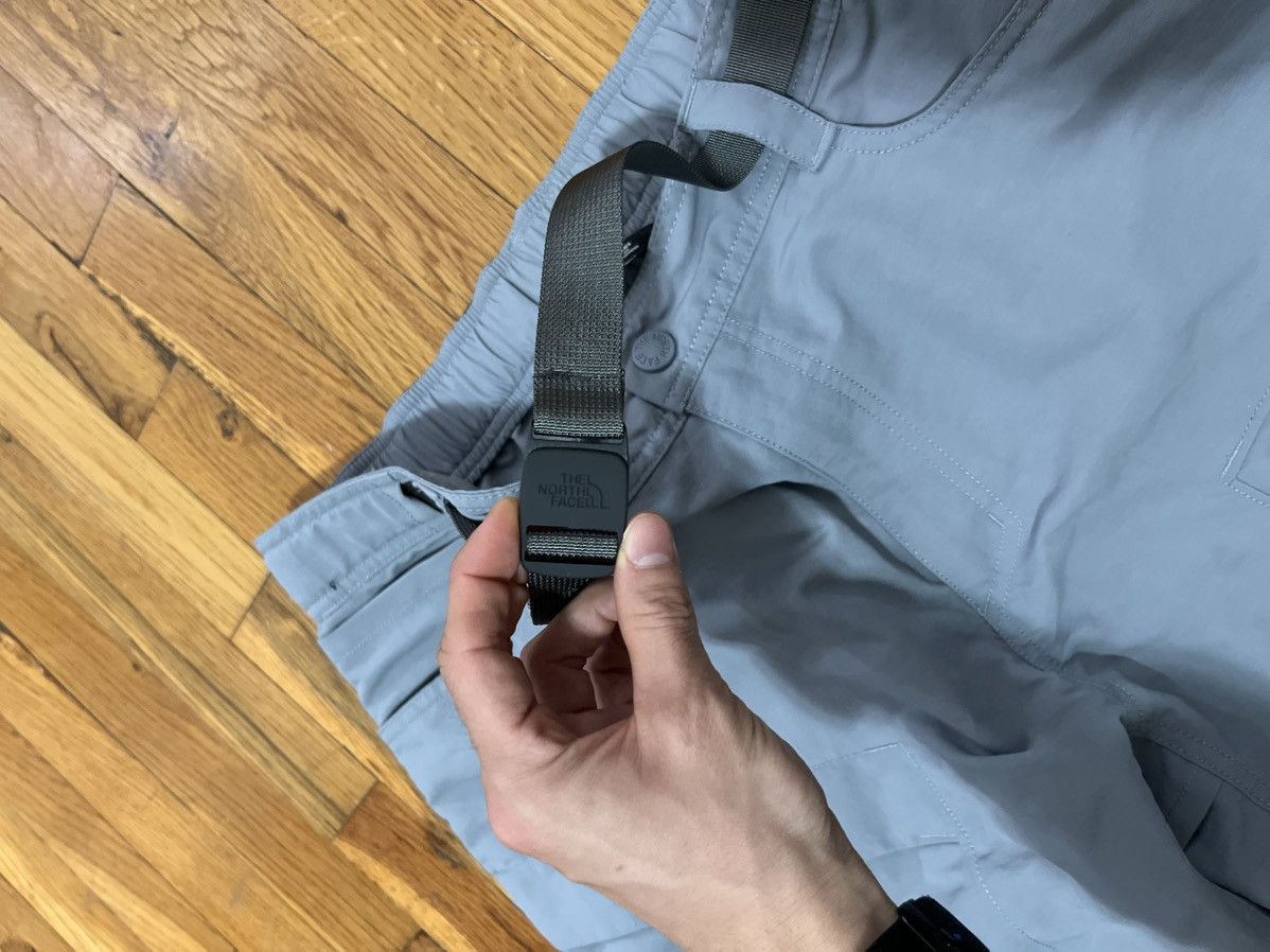The North Face The North Face Grey Pants Cargo Transformers silver new L Size US 32 / EU 48 - 4 Thumbnail
