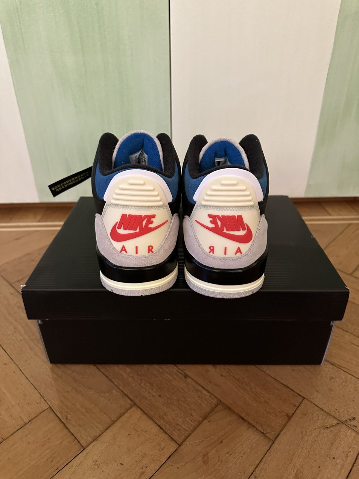 Jordan Brand × Nike Jordan 3 Rare Air Size US 11 / EU 44 - 3 Thumbnail
