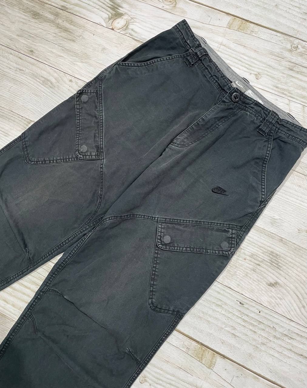 Nike Vintage Nike Cargo Pants Swoosh 00s Military Army Size US 32 / EU 48 - 2 Thumbnail
