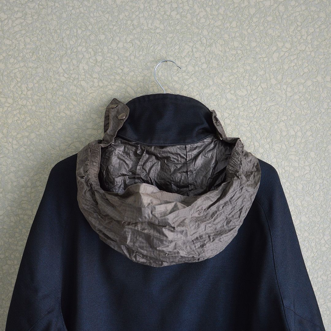 Mandarina Duck 1990s Exowear 'Egg' Coat Size US L / EU 52-54 / 3 - 7 Thumbnail