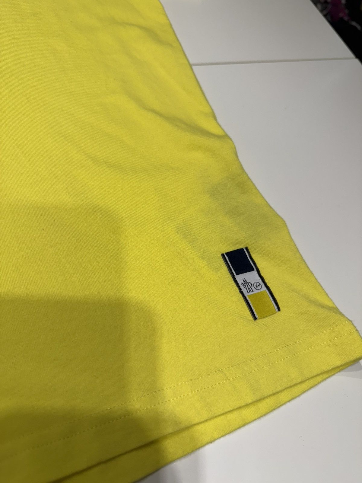 Moncler Moncler Yellow Fragment T Shirt Size US S / EU 44-46 / 1 - 4 Thumbnail