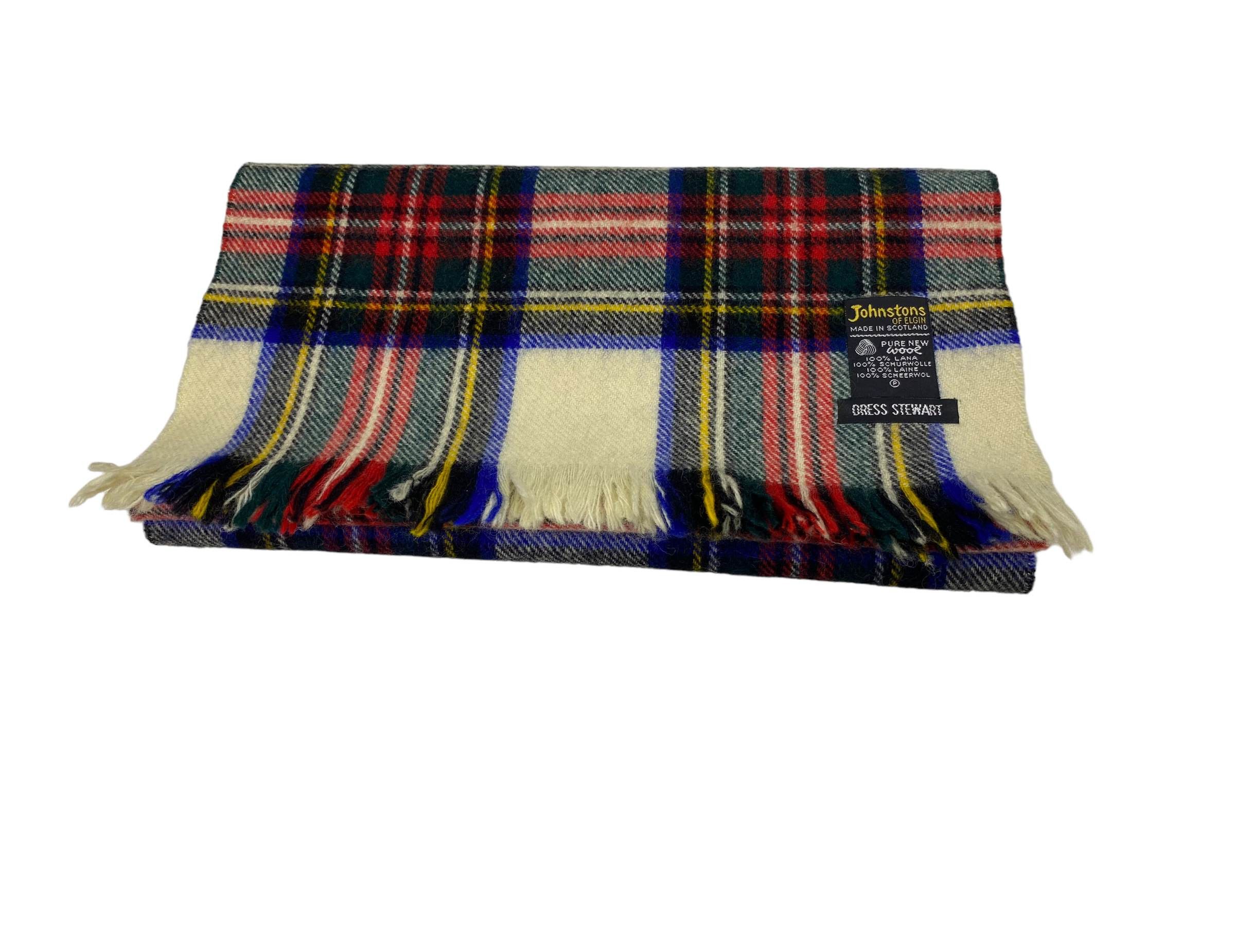 Johnstons Of Elgin × Vintage Vintage Johnstons of Elgin PureNewWool Checkered Plaid Scarf Size ONE SIZE - 7 Thumbnail