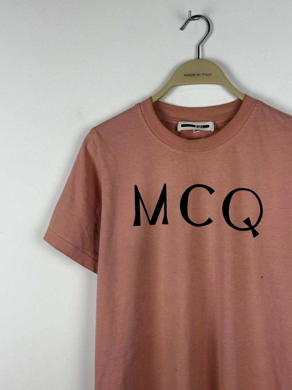 Alexander McQueen × MCQ Alexander Mcquine MCQ Pink Big Logo T Shirt Size S / US 4 / IT 40 - 3 Thumbnail