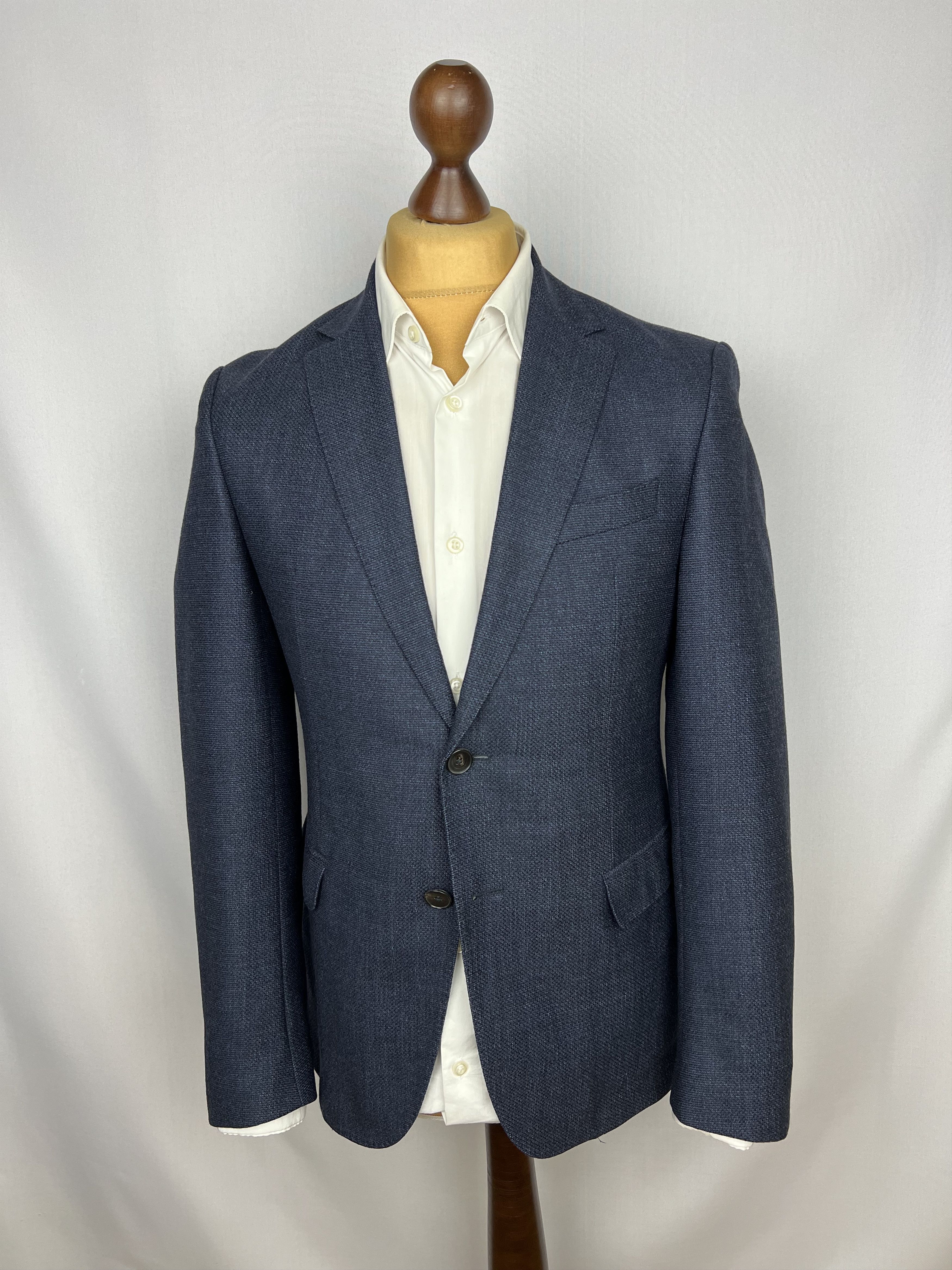 Hugo Boss Solid Cotton Blend Half-Lined Modern Sport Coat Size 38R - 1 Thumbnail