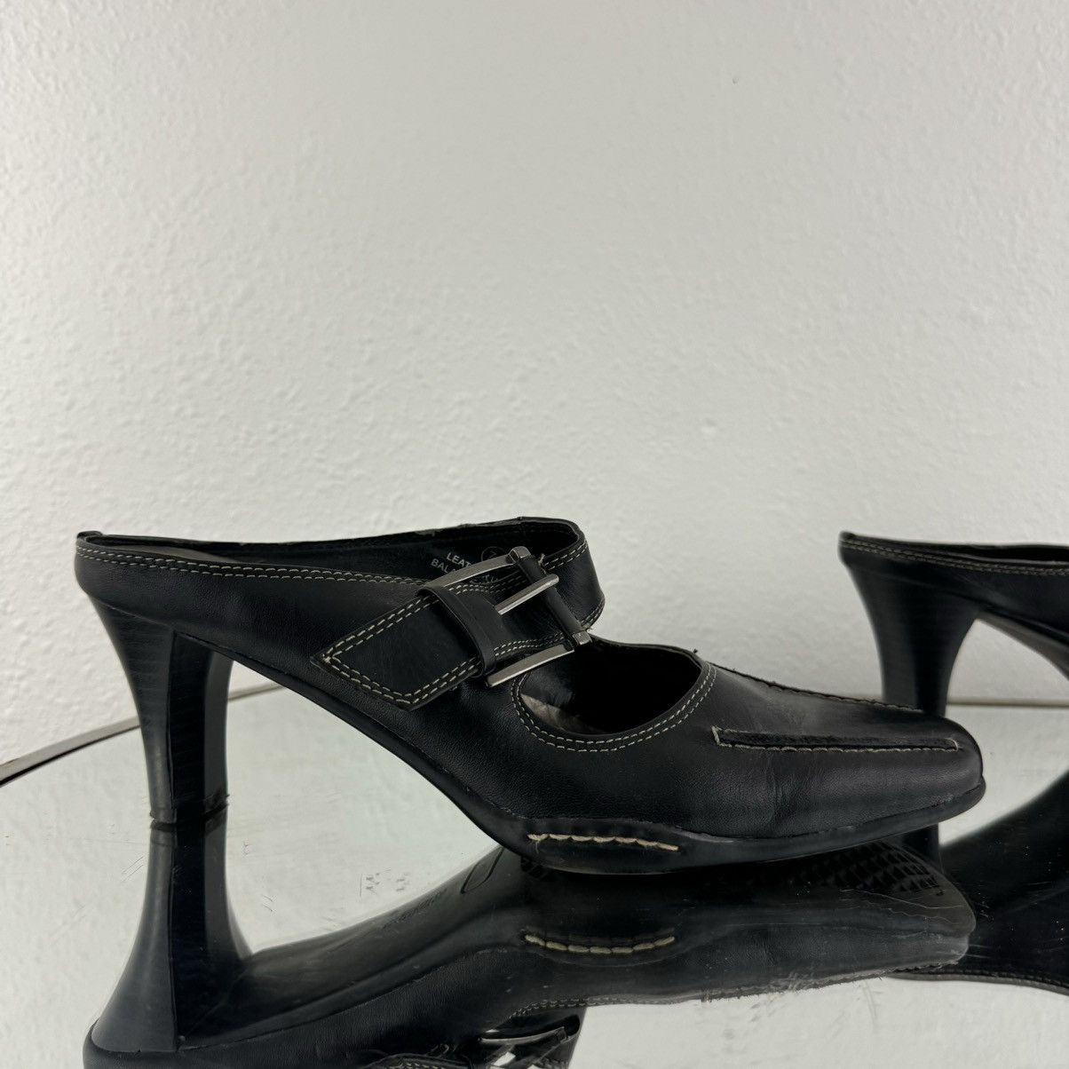 Merona MERONA Vintage Y2K Black Leather Edgy Mary Jane Mule Heels Size US 7.5 / IT 37.5 - 5 Thumbnail