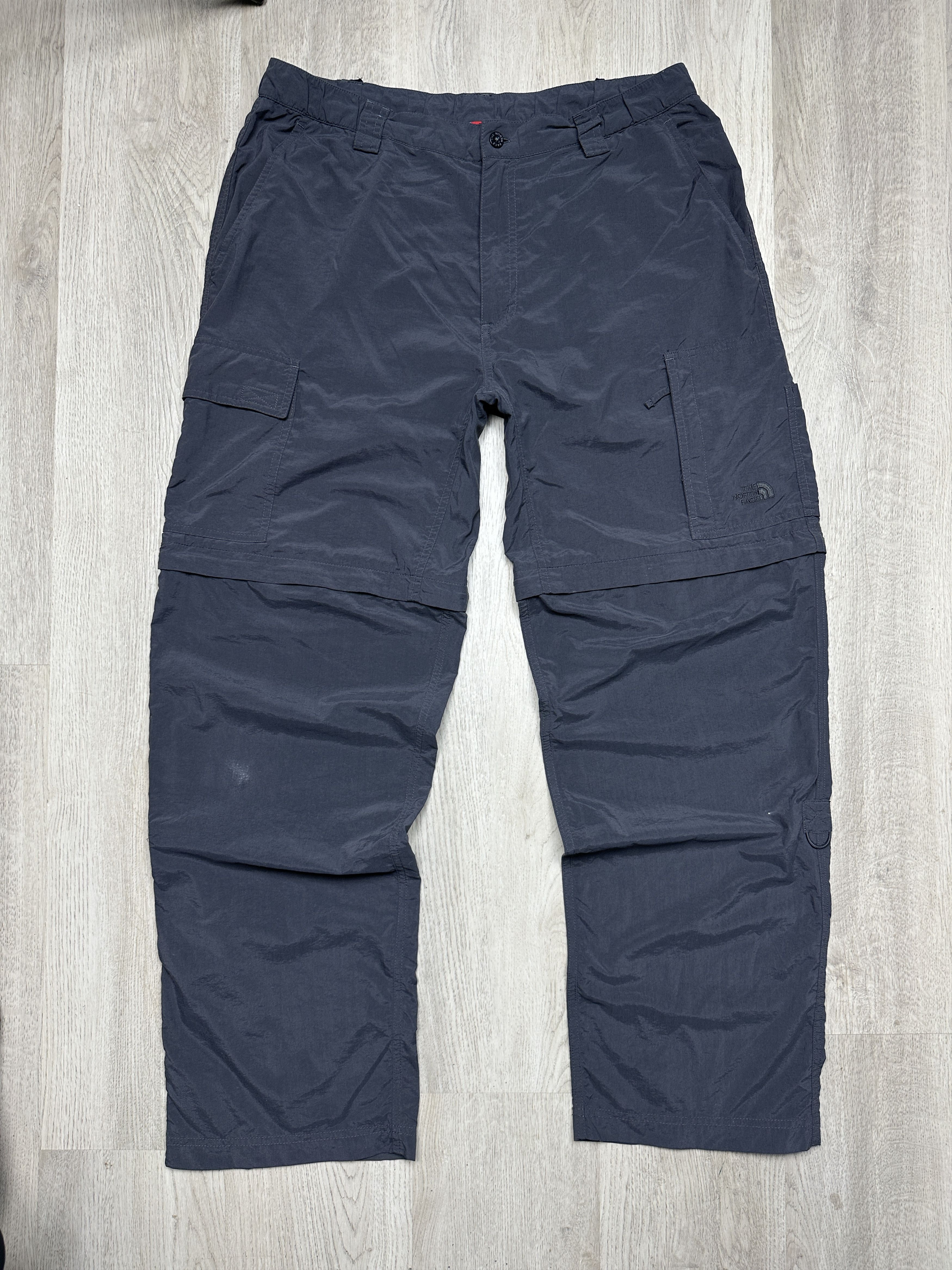 The North Face The North Face Transformer Cargo Pants Shorts TNF Size US 34 / EU 50 - 1 Thumbnail