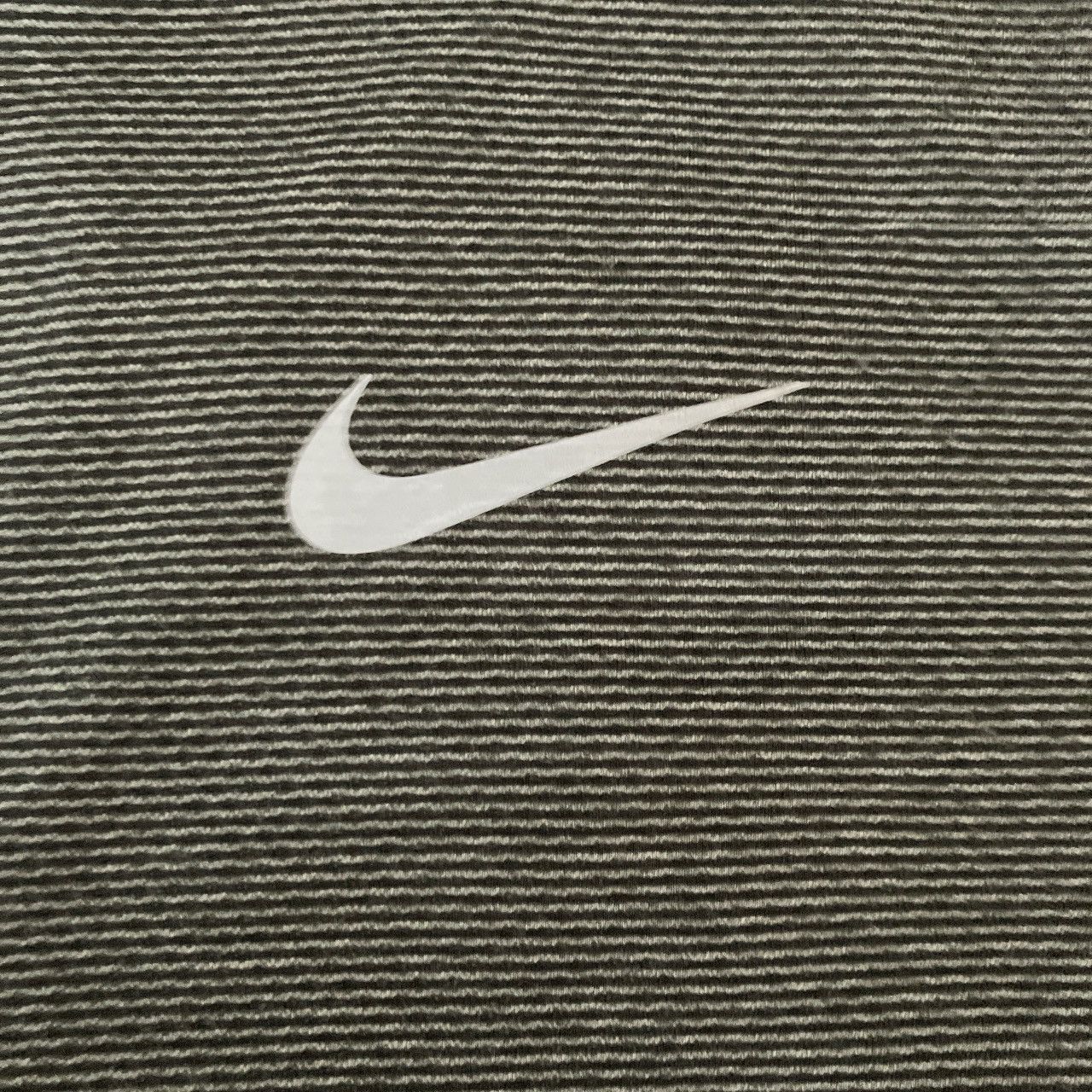 Nike Nike running gray and white size small Size US S / EU 44-46 / 1 - 2 Thumbnail