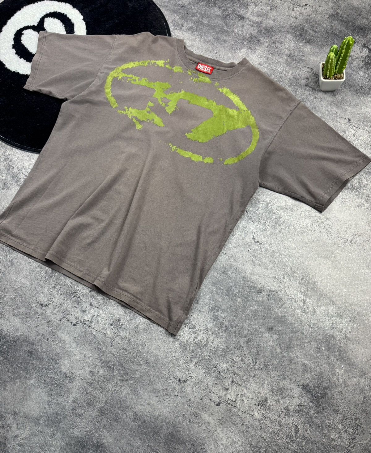 Diesel Diesel T-Shirt Big Logo White Y2k Hype Designer Size US S / EU 44-46 / 1 - 9 Thumbnail