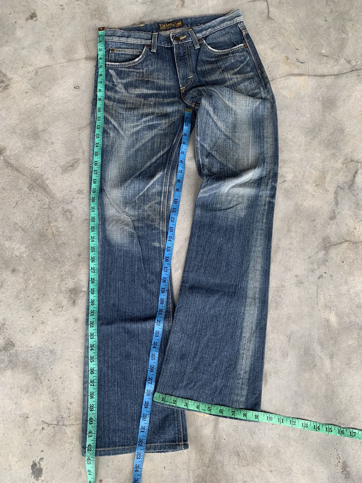 Lee Flare Lee Rider nice faded. Size US 32 / EU 48 - 5 Thumbnail