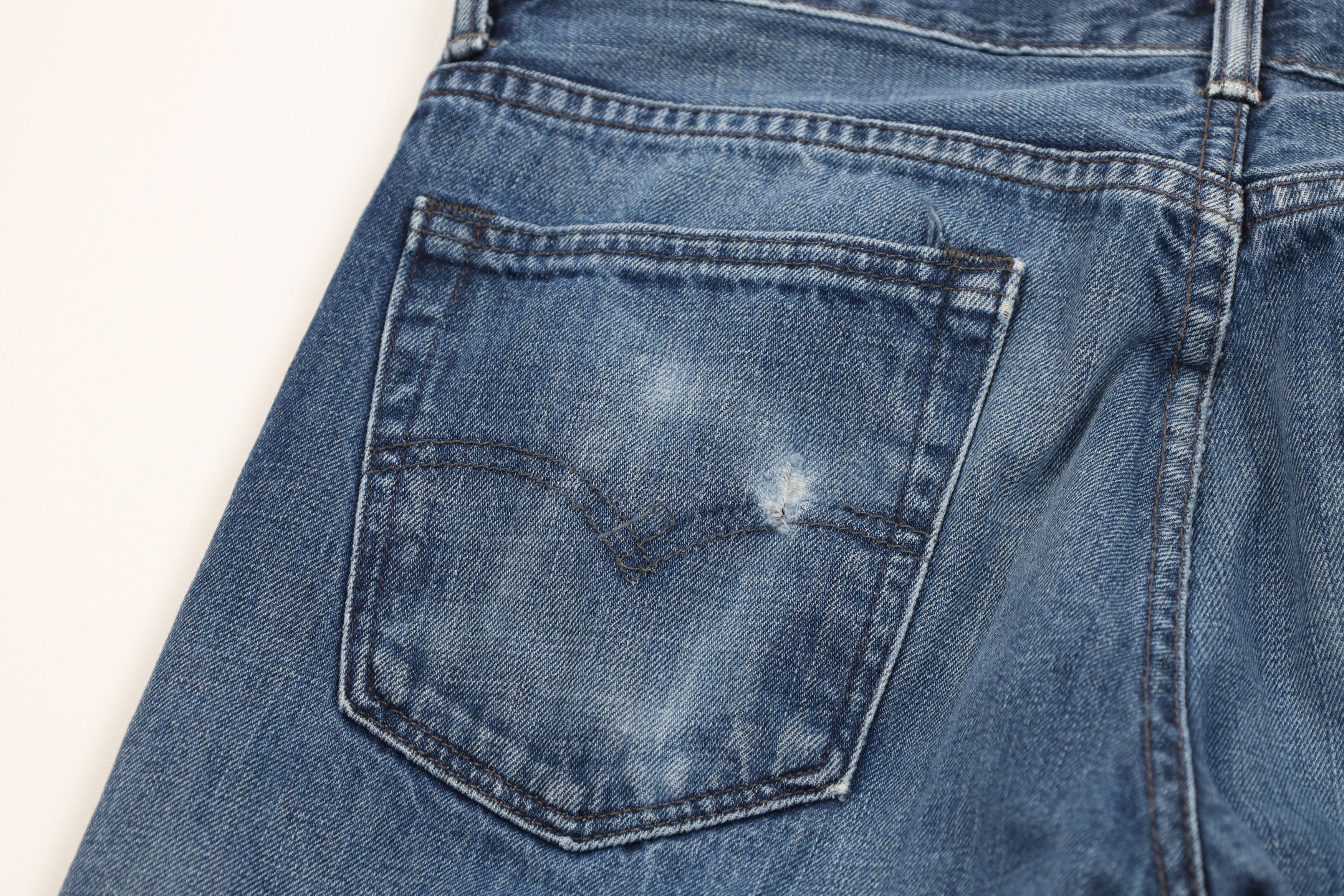 Levi's Vintage Y2K Levis 513 Slim Fit Straight Leg Denim Jeans Blue Size US 32 / EU 48 - 14 Thumbnail