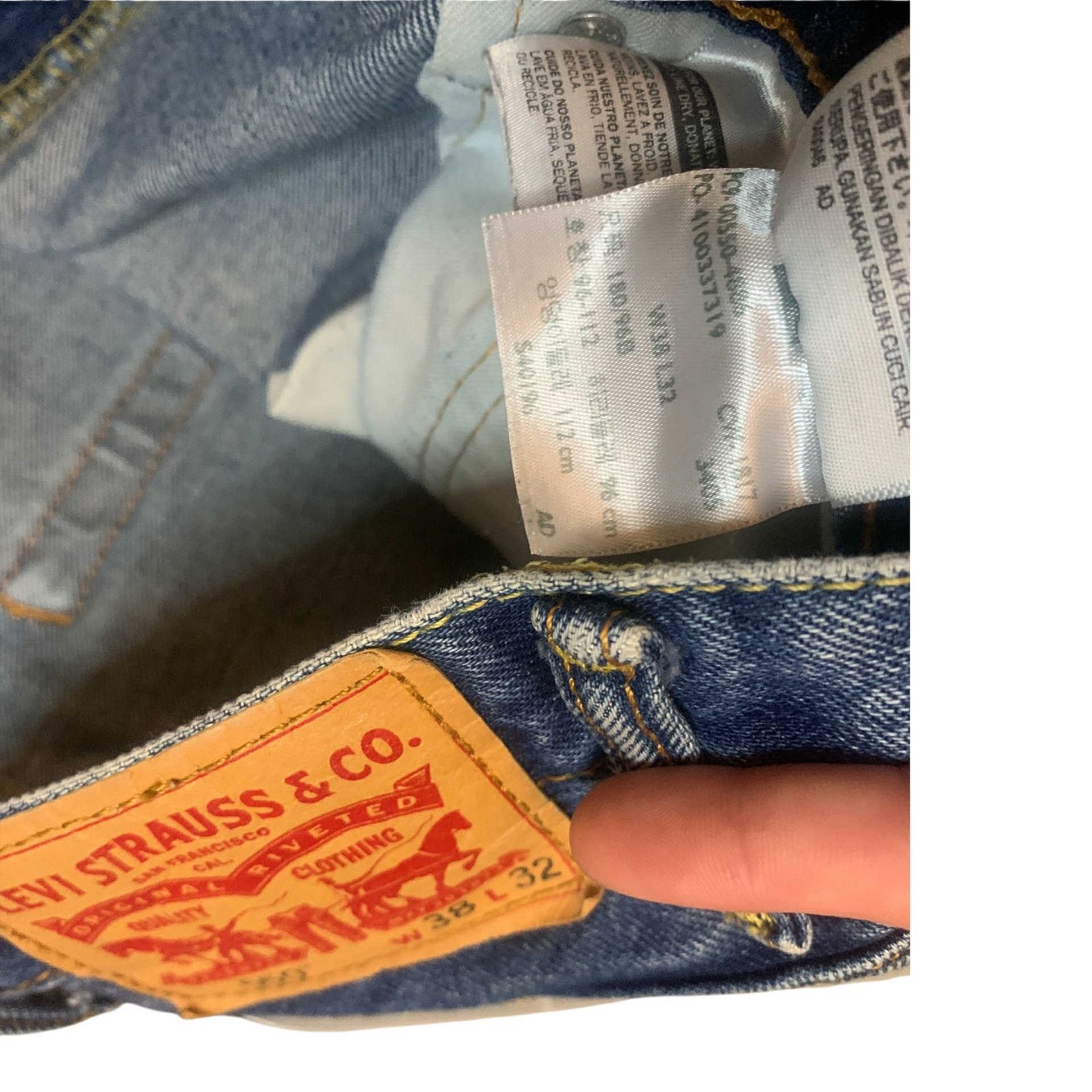 Levi's Levi's 550 Jeans Relaxed Straight Regular Tapered 38x32 Size US 38 / EU 54 - 4 Thumbnail