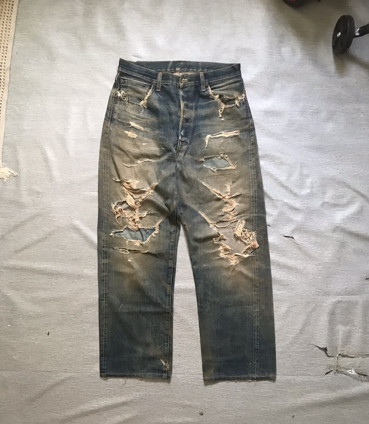 Japanese Brand × Sugar Cane × Toyo Enterprises 🔥 Vintage Sugar Cane Trashed Distress Selvedge Denim Size US 32 / EU 48 - 1 Thumbnail