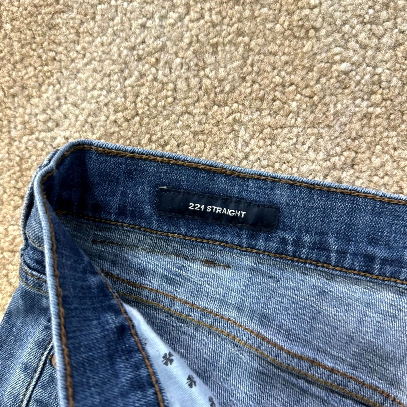 Lucky Brand Lucky Brand 221 Jeans Men 38x32 Straight Denim 5-Pocket Stretch Blue Slim Regular Rise Mid 90s Classic Vintage No Size US 38 / EU 54 - 4 Thumbnail