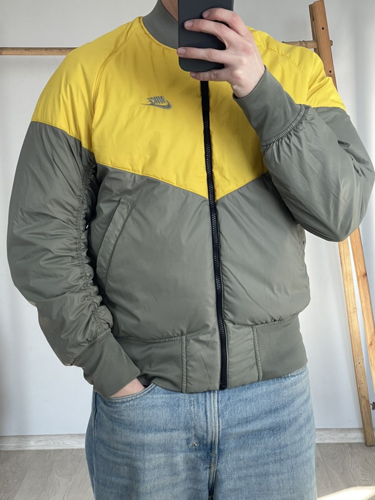 Nike Nike AF-1 Reversible Nylon Big Logo Swoosh Bomber Jacket Size US S / EU 44-46 / 1 - 12 Thumbnail