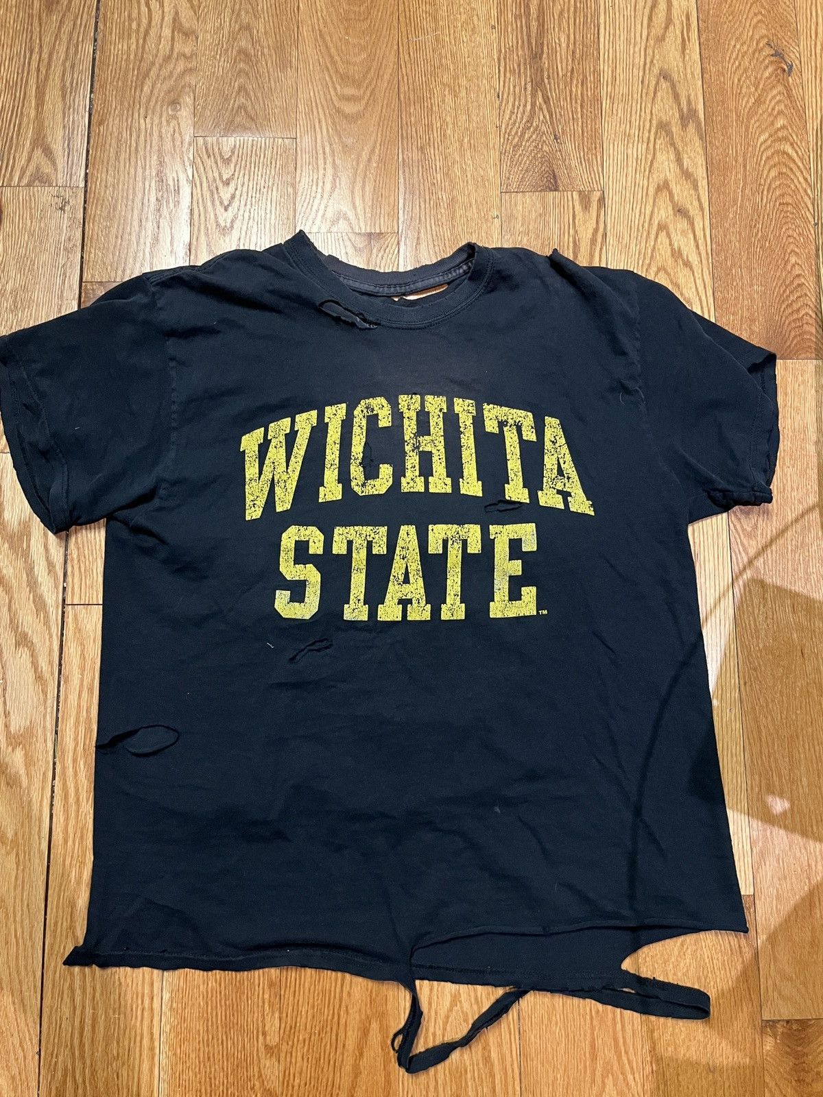 image of Vintage Wichita State Vantage Shirt in Navy, Men's (Size Large)