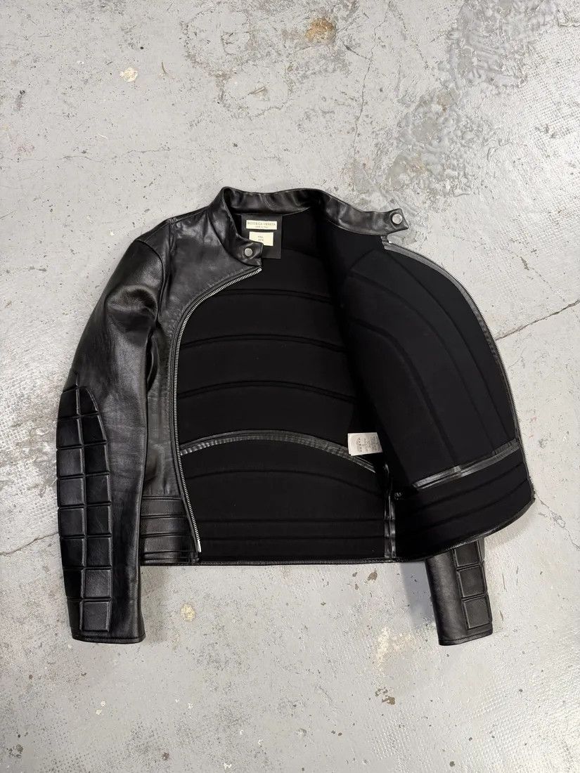 Bottega Veneta FW2019 Bottega Veneta Black Padded Asymmetrical Leather Jacket by Daniel Lee Size US M / EU 48-50 / 2 - 9 Thumbnail