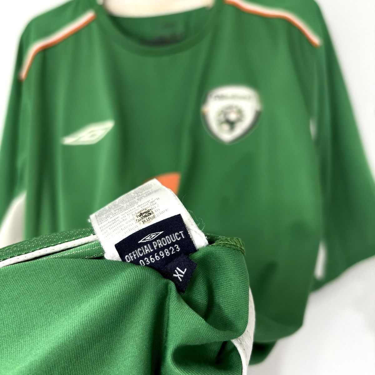 Umbro 2004 2006 Ireland National Umbro Vintage Home Soccer Jersey Size US XL / EU 56 / 4 - 5 Thumbnail